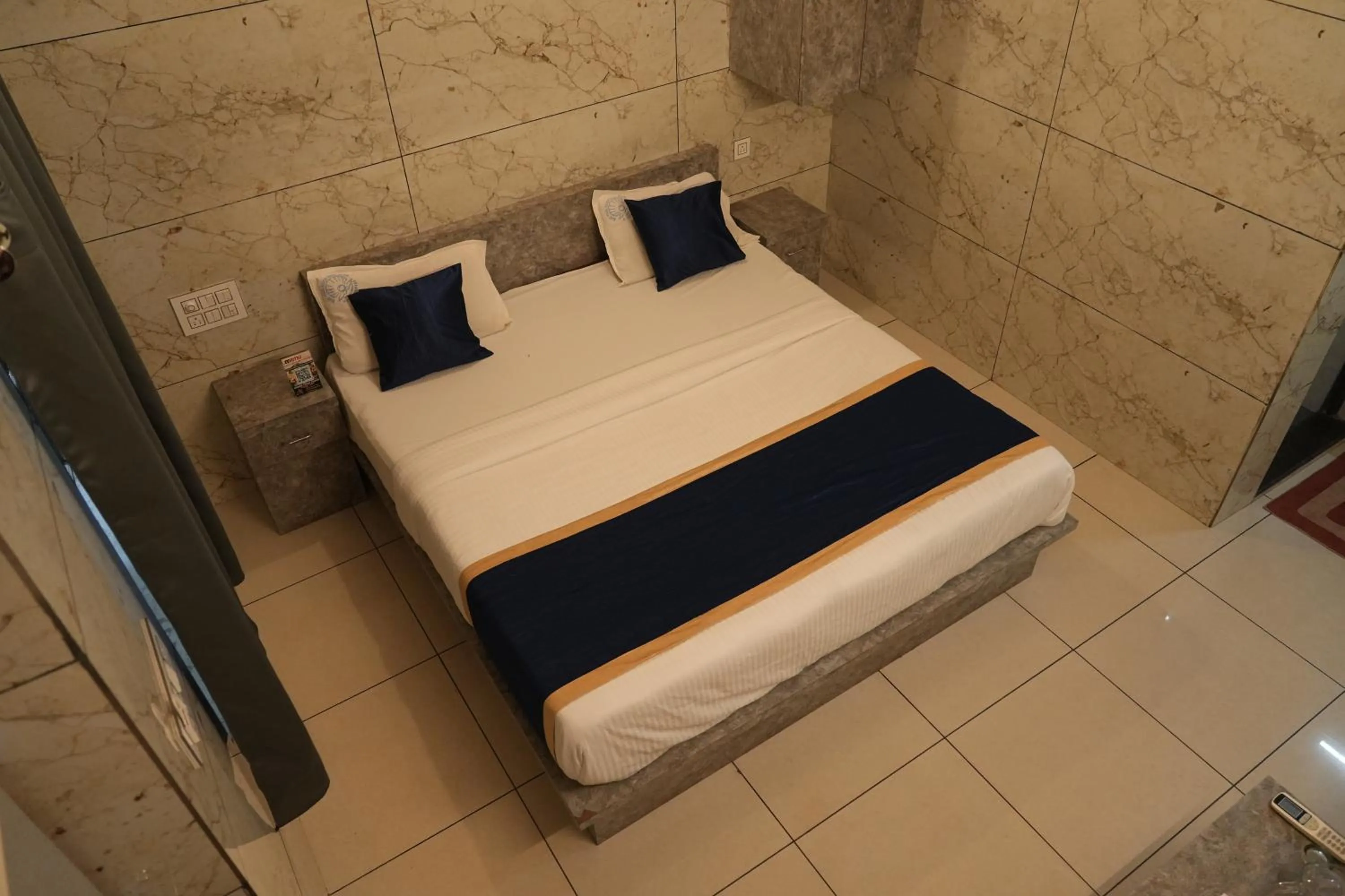 Bed in Blue Pearl Beach Guest House