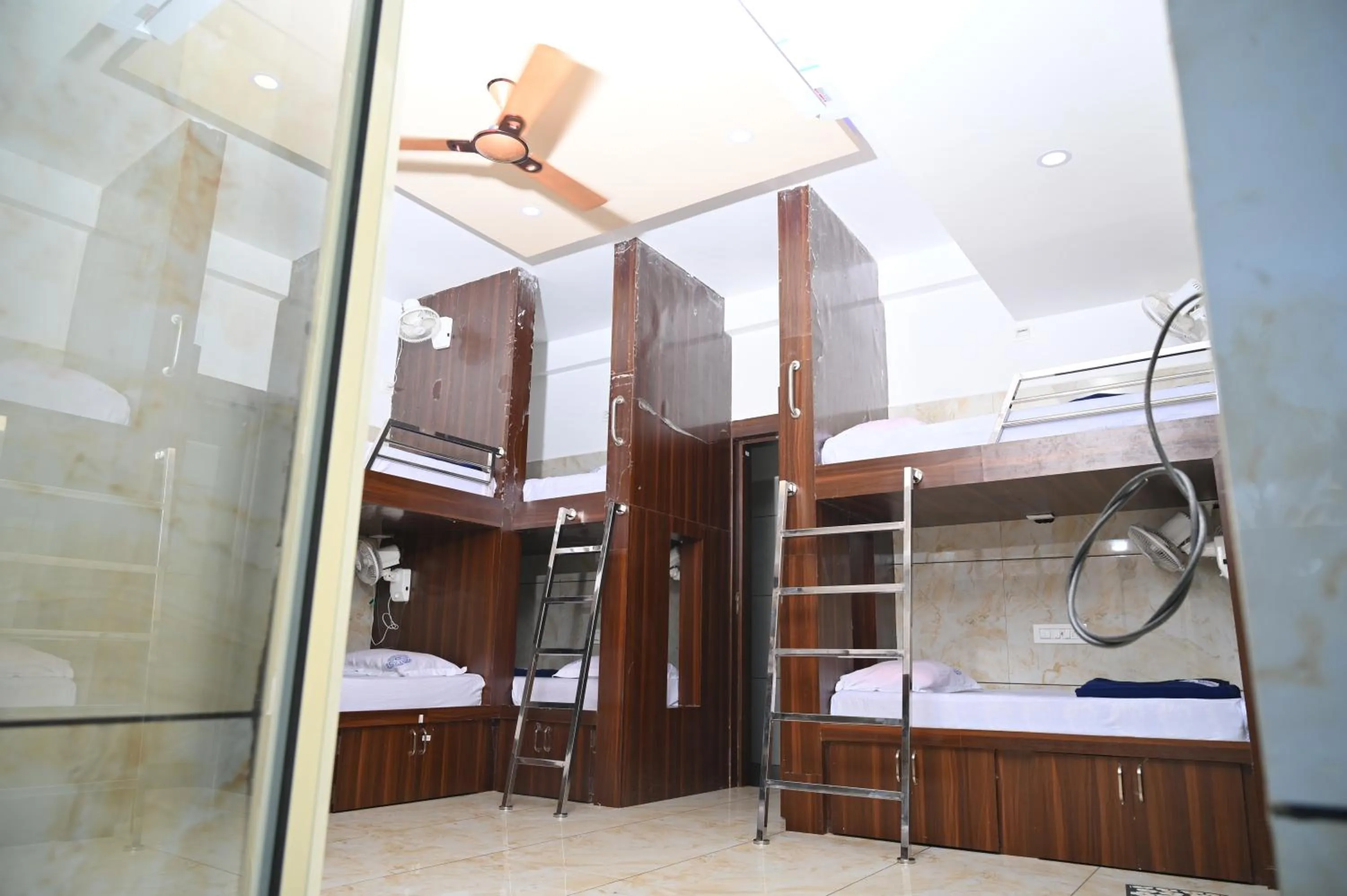 bunk bed, Bed in Blue Pearl Beach Guest House