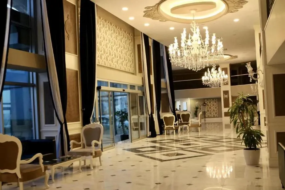 Lobby or reception in Burgaz İzer Hotel