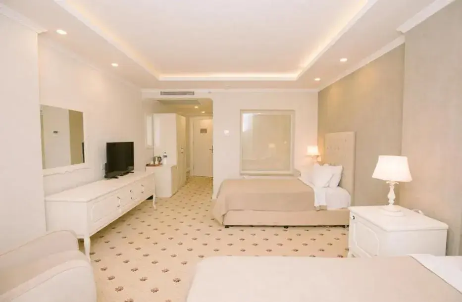 Family Room in Burgaz İzer Hotel Family Room in Burgaz İzer Hotel