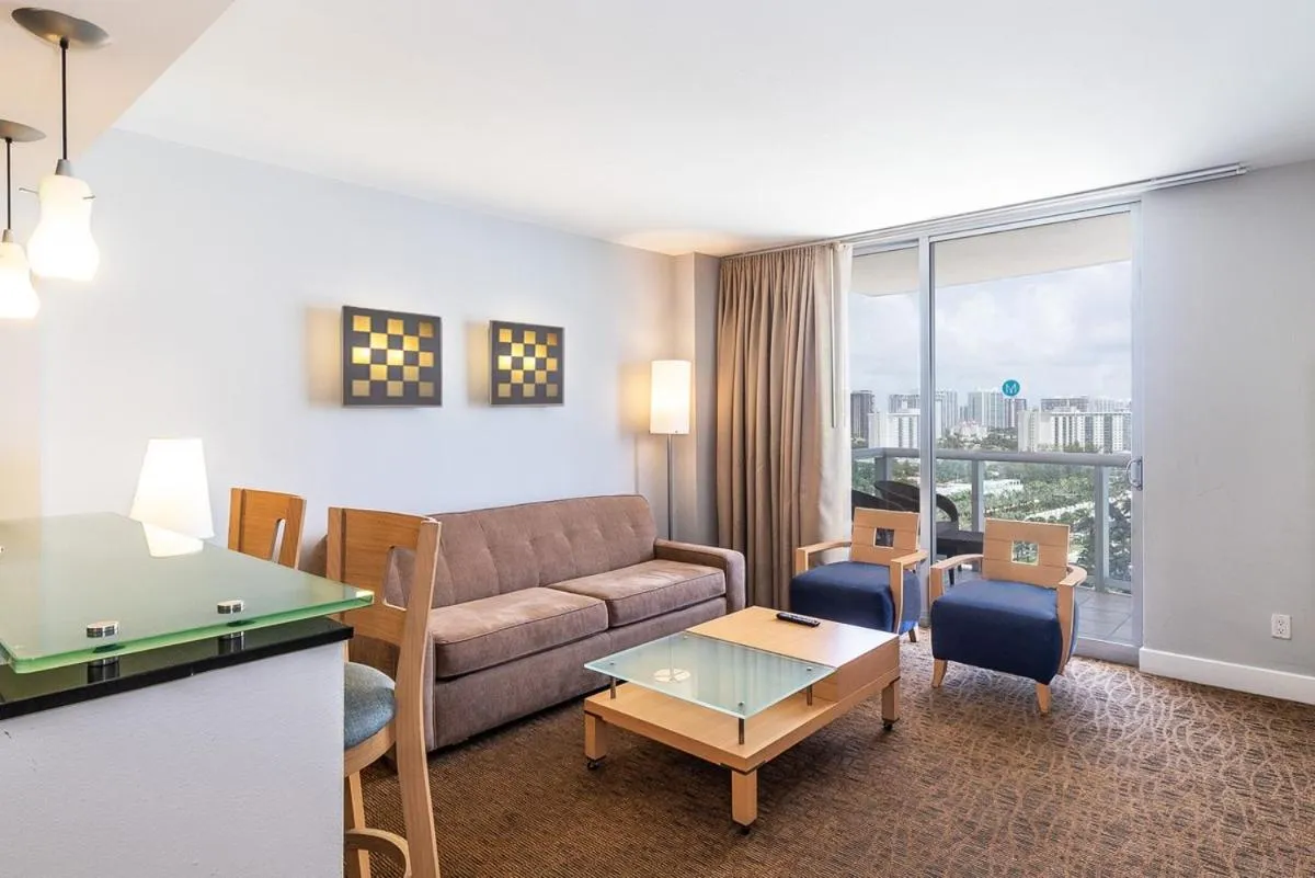 Marenas Resort PRIVATE UNIT daily refresh not included