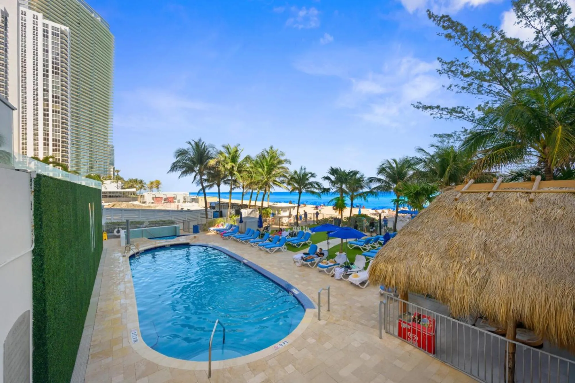Swimming pool in Marenas Resort PRIVATE UNIT daily refresh not included