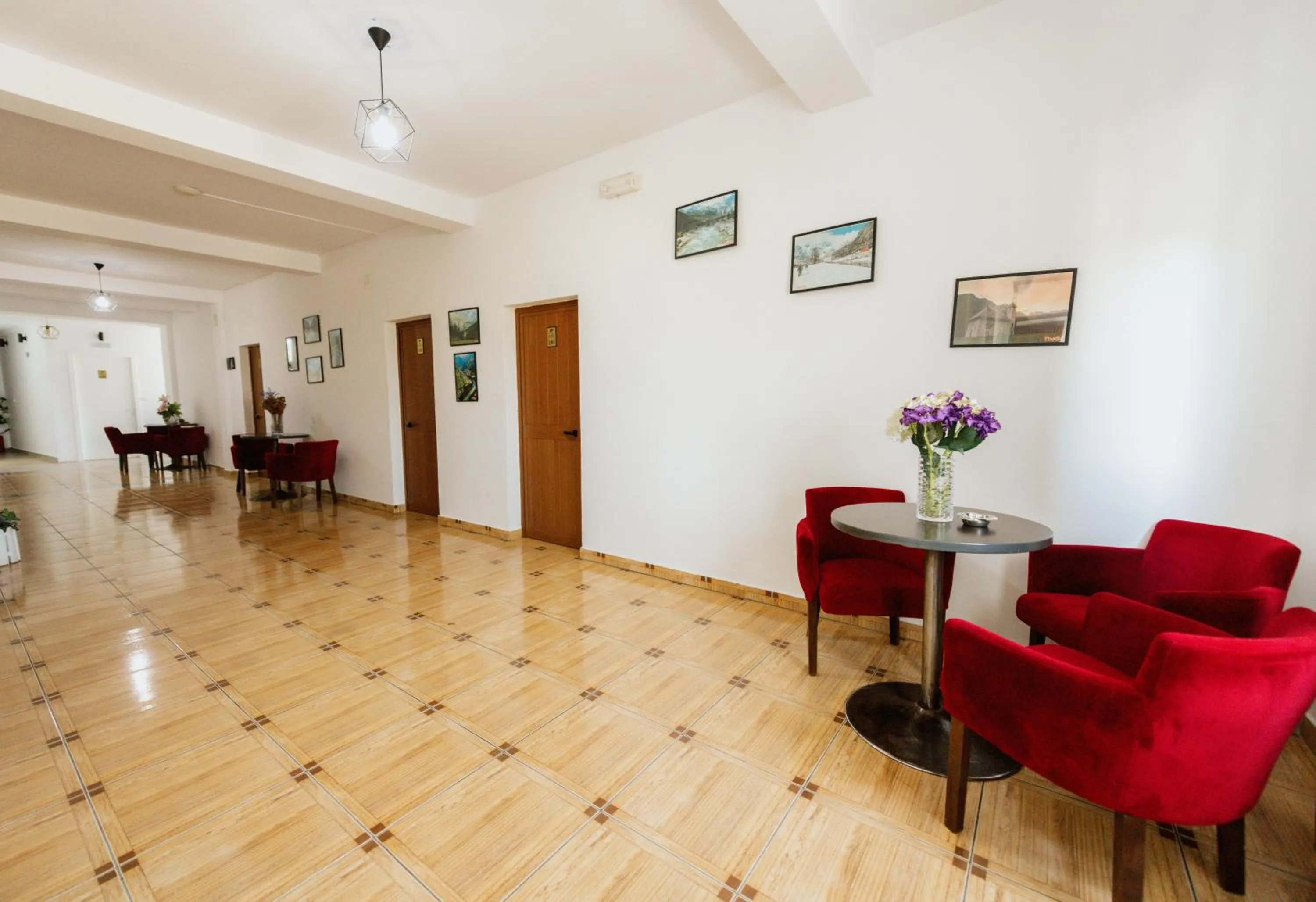 Seating area in Hotel Floga