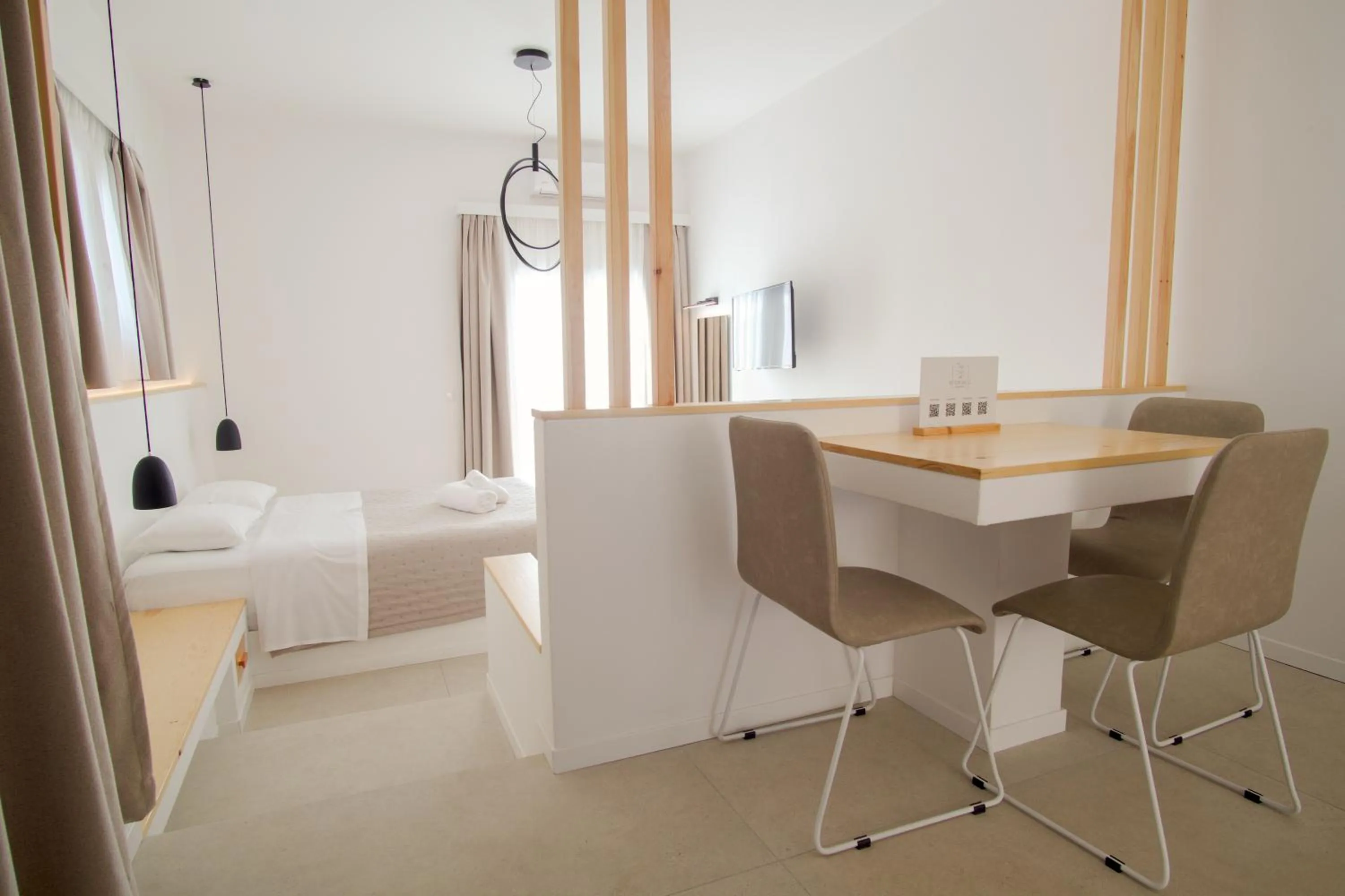 Bed in Kritikakis Village Hotel