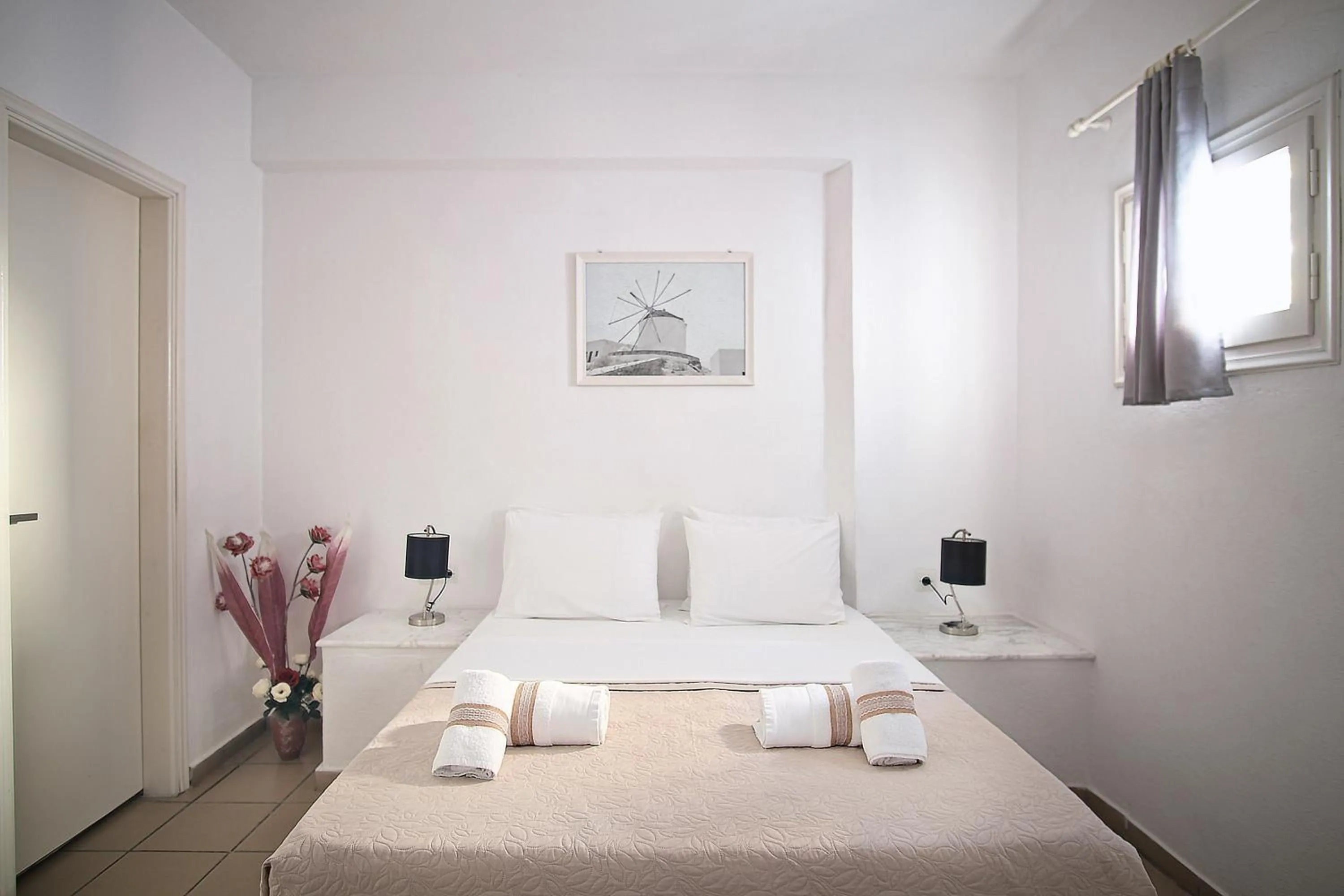 Bed in Kritikakis Village Hotel