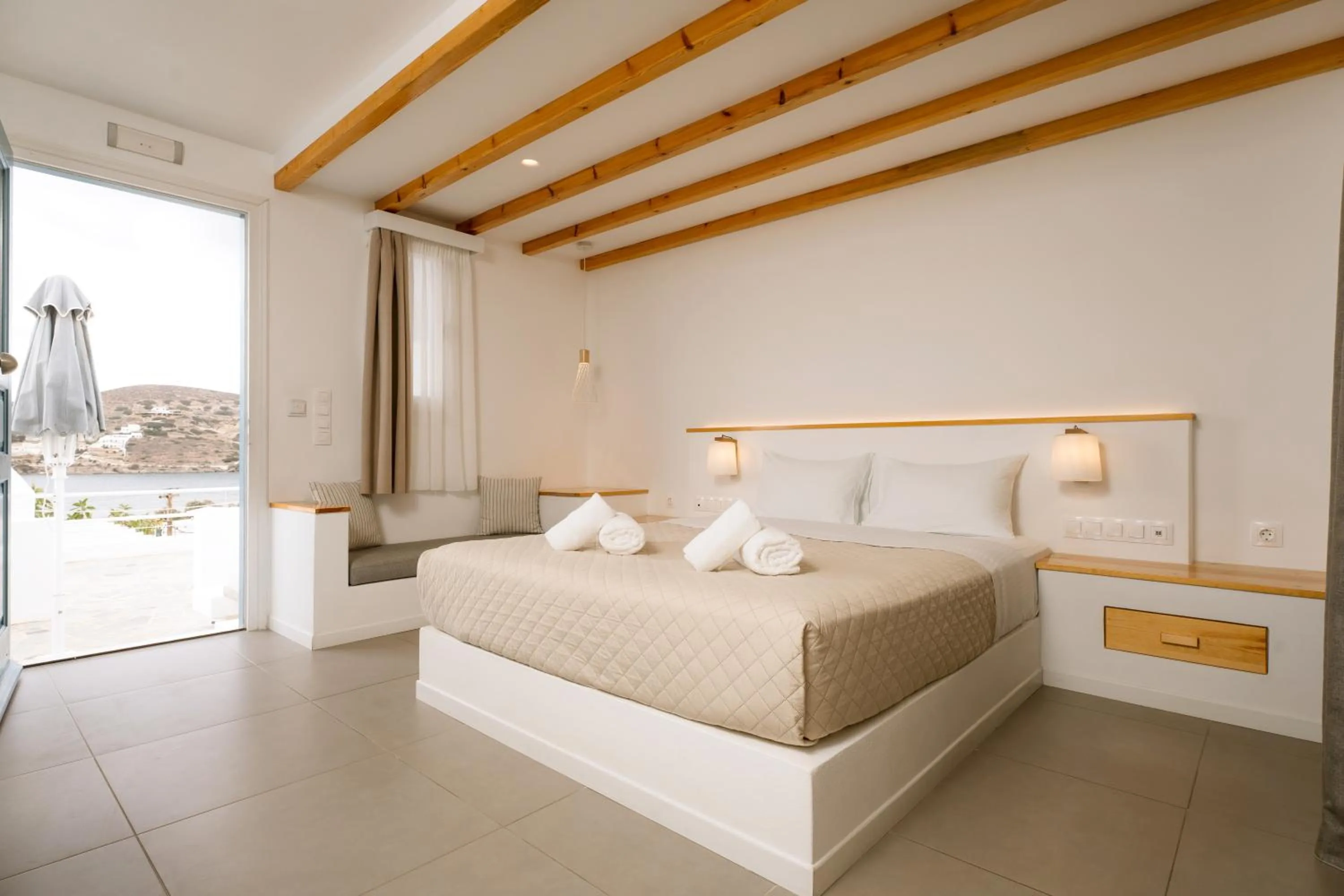 Bed in Kritikakis Village Hotel