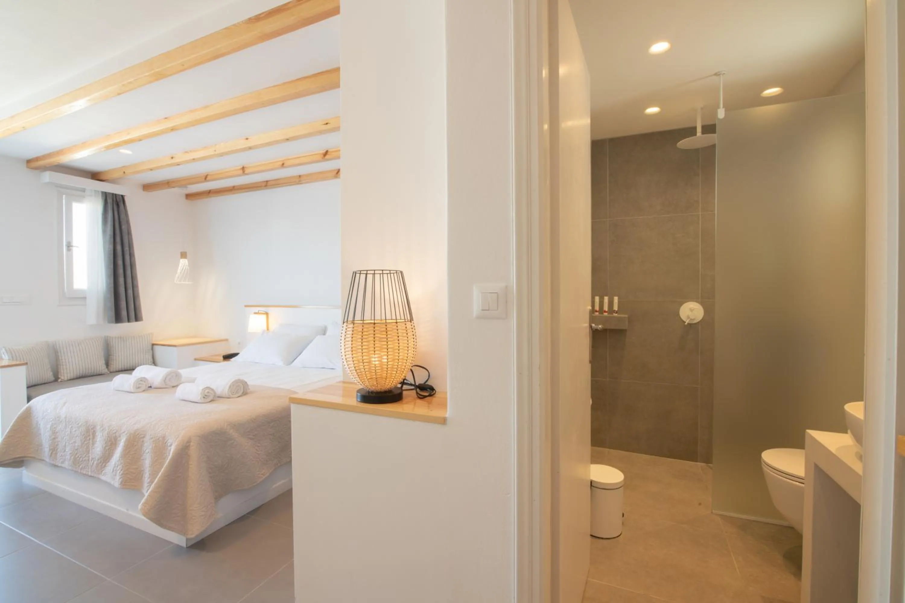 Bed in Kritikakis Village Hotel