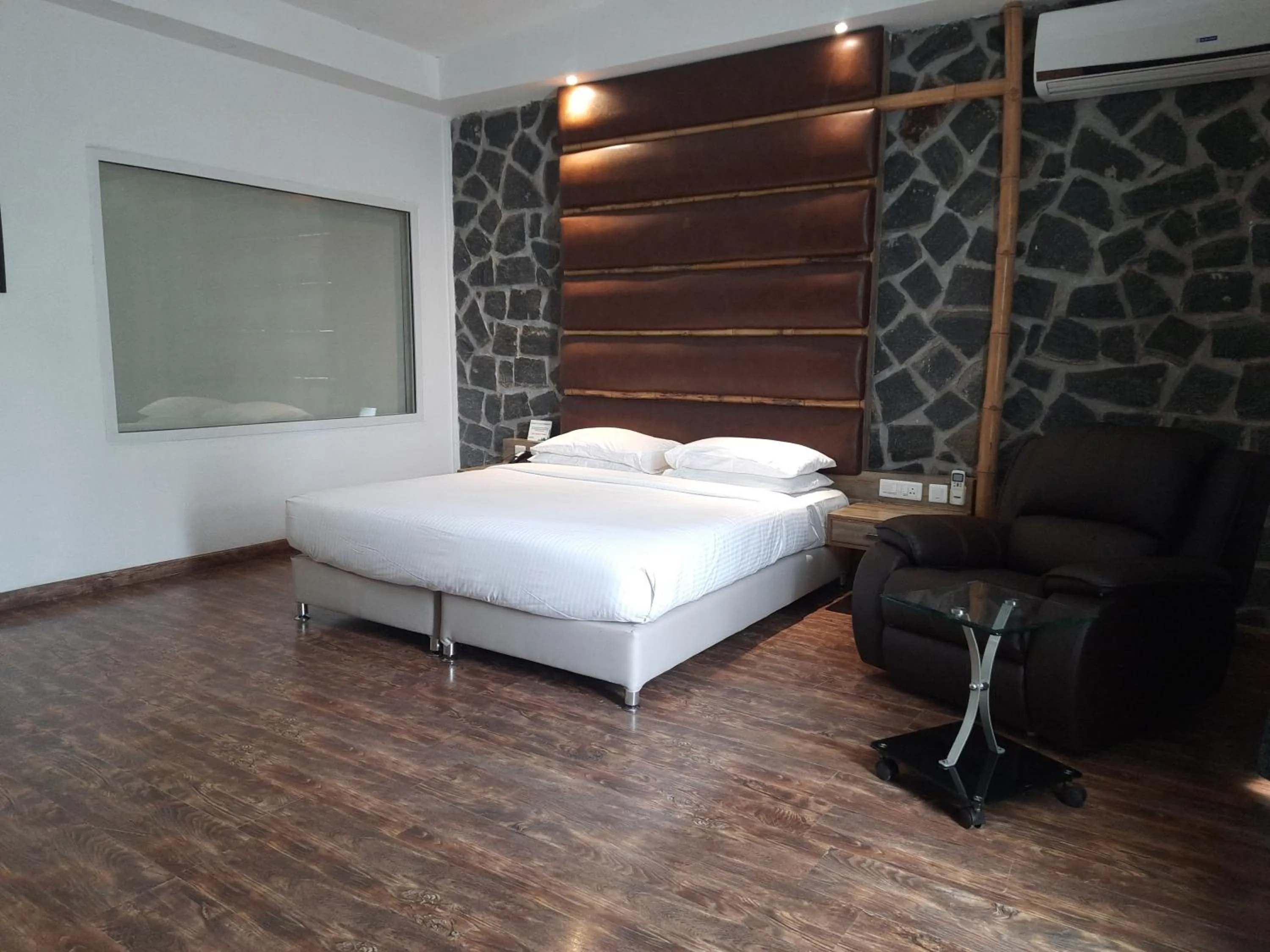 Bedroom, Bed in GReaT Trails Yercaud by GRT Hotels