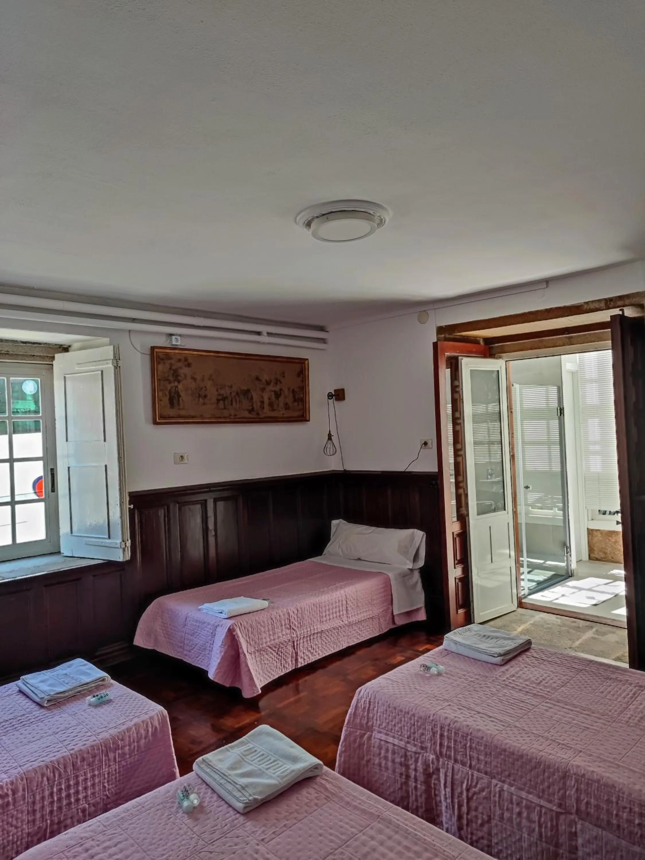 Bedroom, Bed in Pension-Albergue Don Alvaro