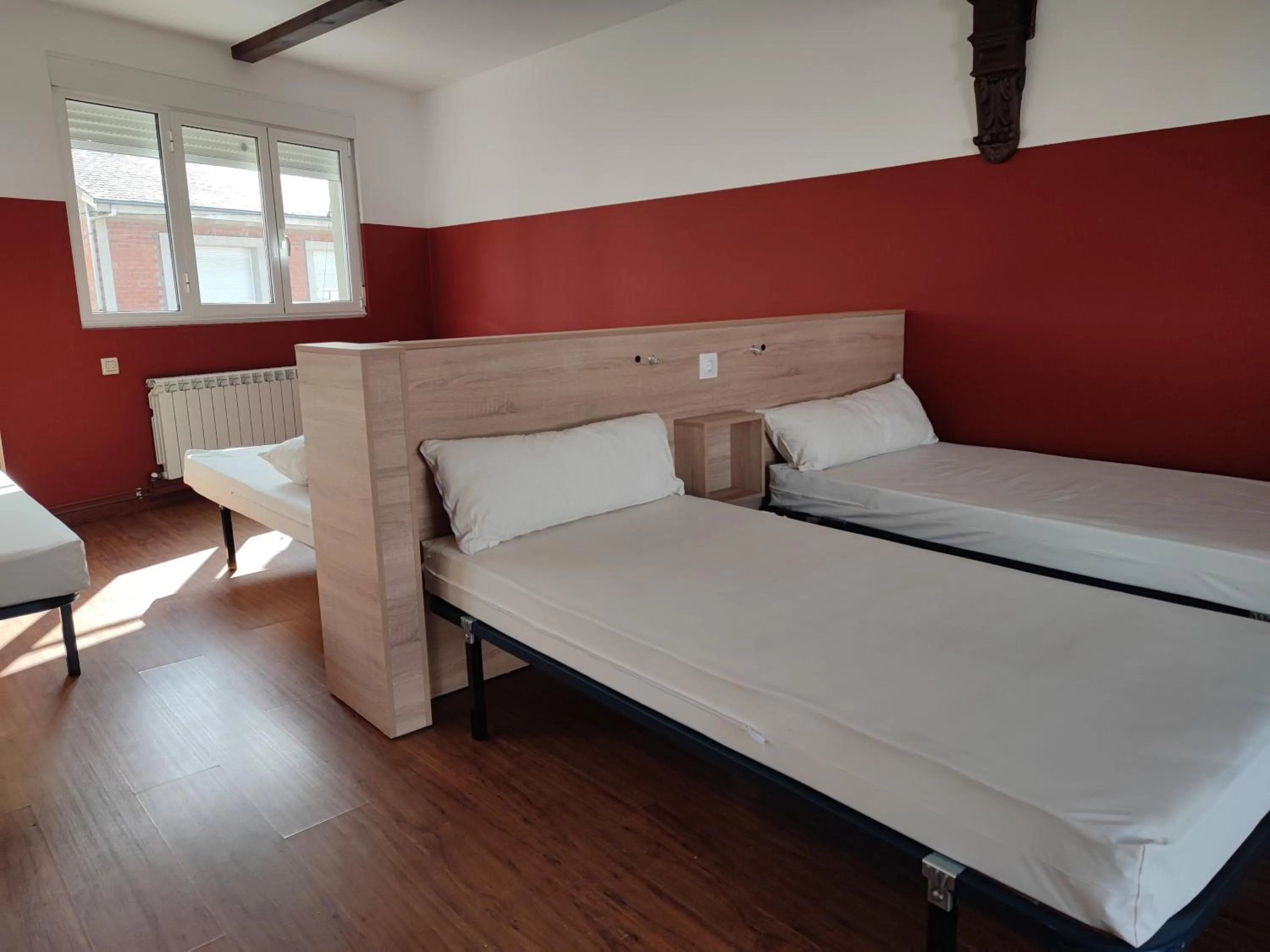 Photo of the whole room, Bed in Pension-Albergue Don Alvaro