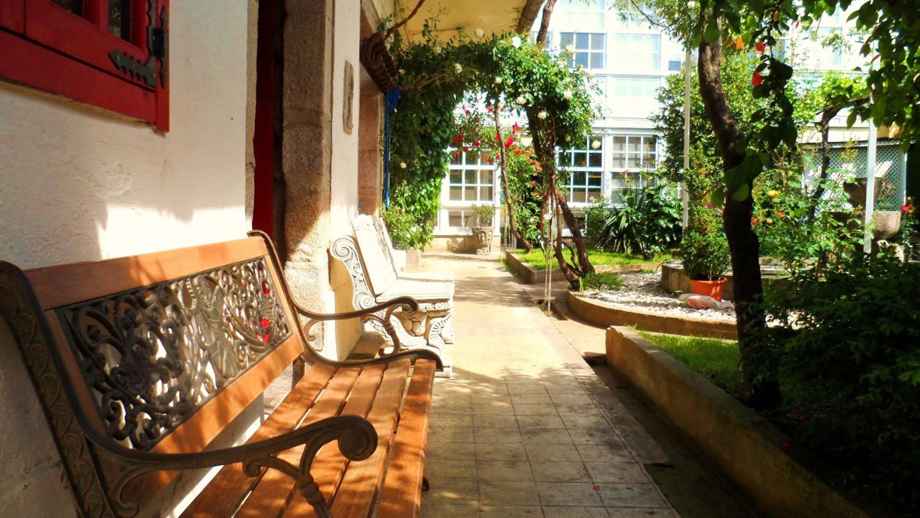 Property building in Pension-Albergue Don Alvaro