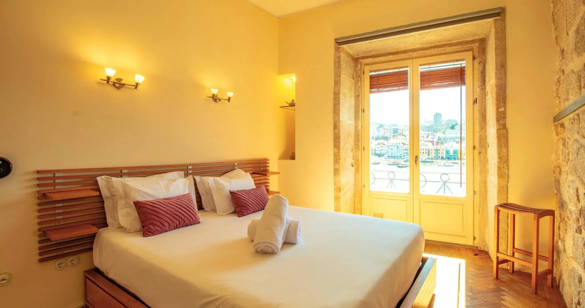 Decorative detail, Bed in RIBEIRA by YoursPorto