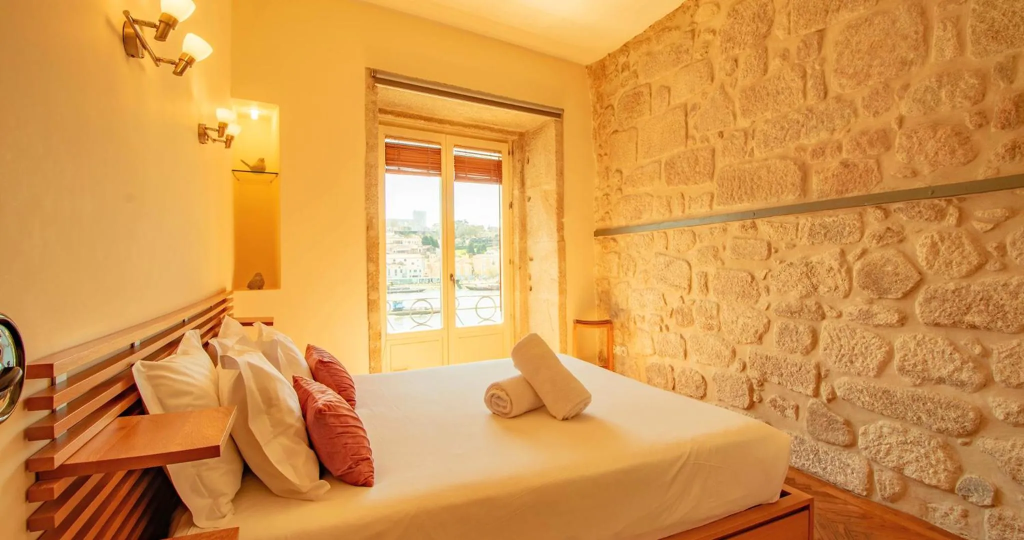 Decorative detail, Bed in RIBEIRA by YoursPorto