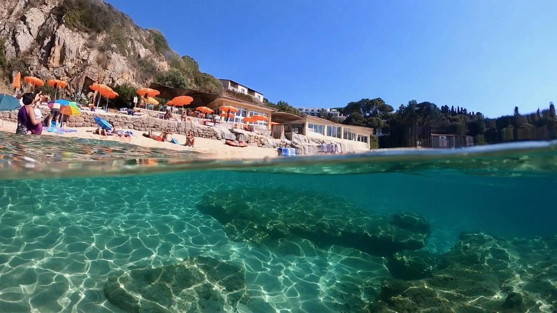 Beach in Hôtel Sampiero