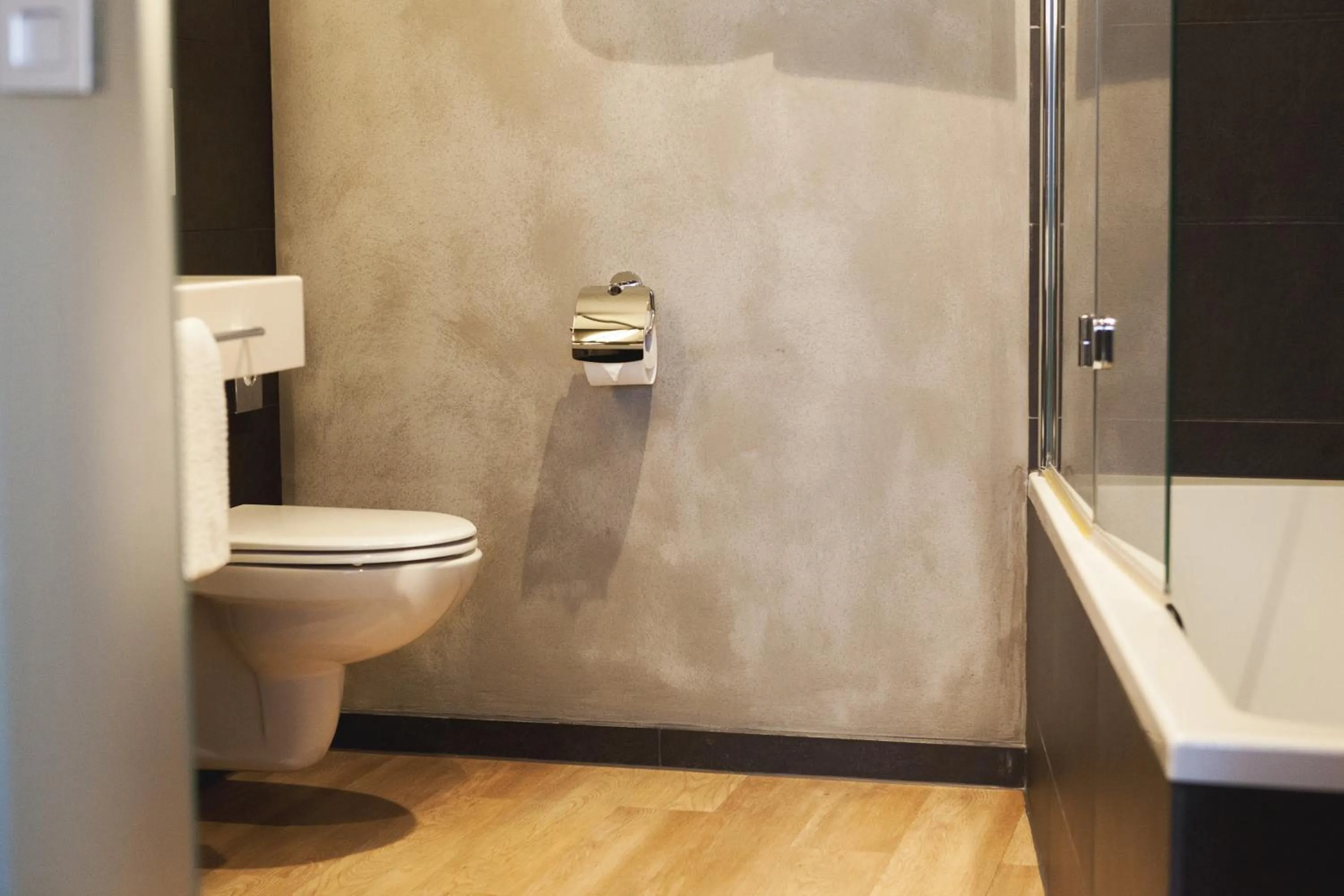 Bathroom in Weinhotel Kaisergarten