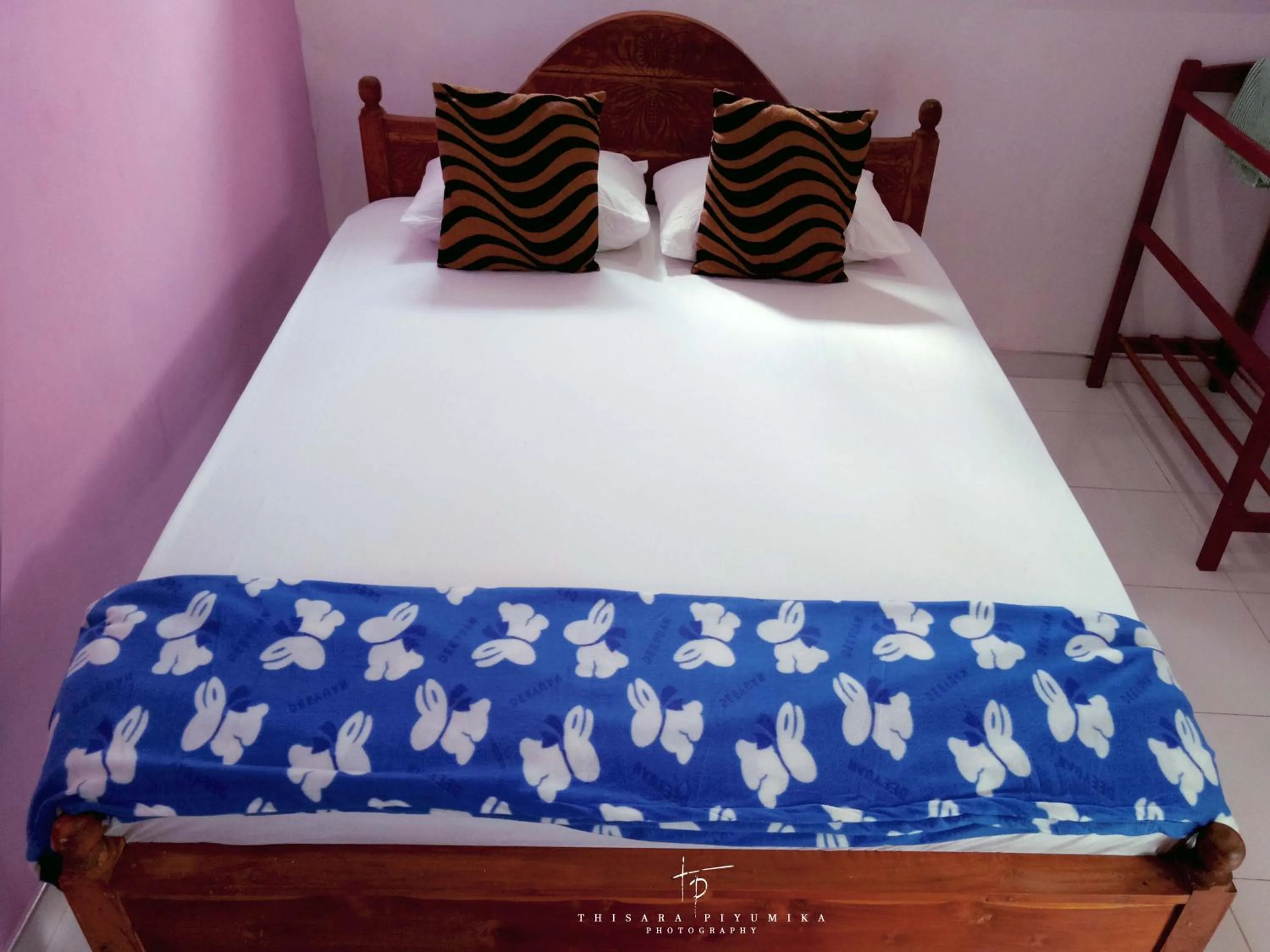 Bedroom, Bed in Takeshi Inn