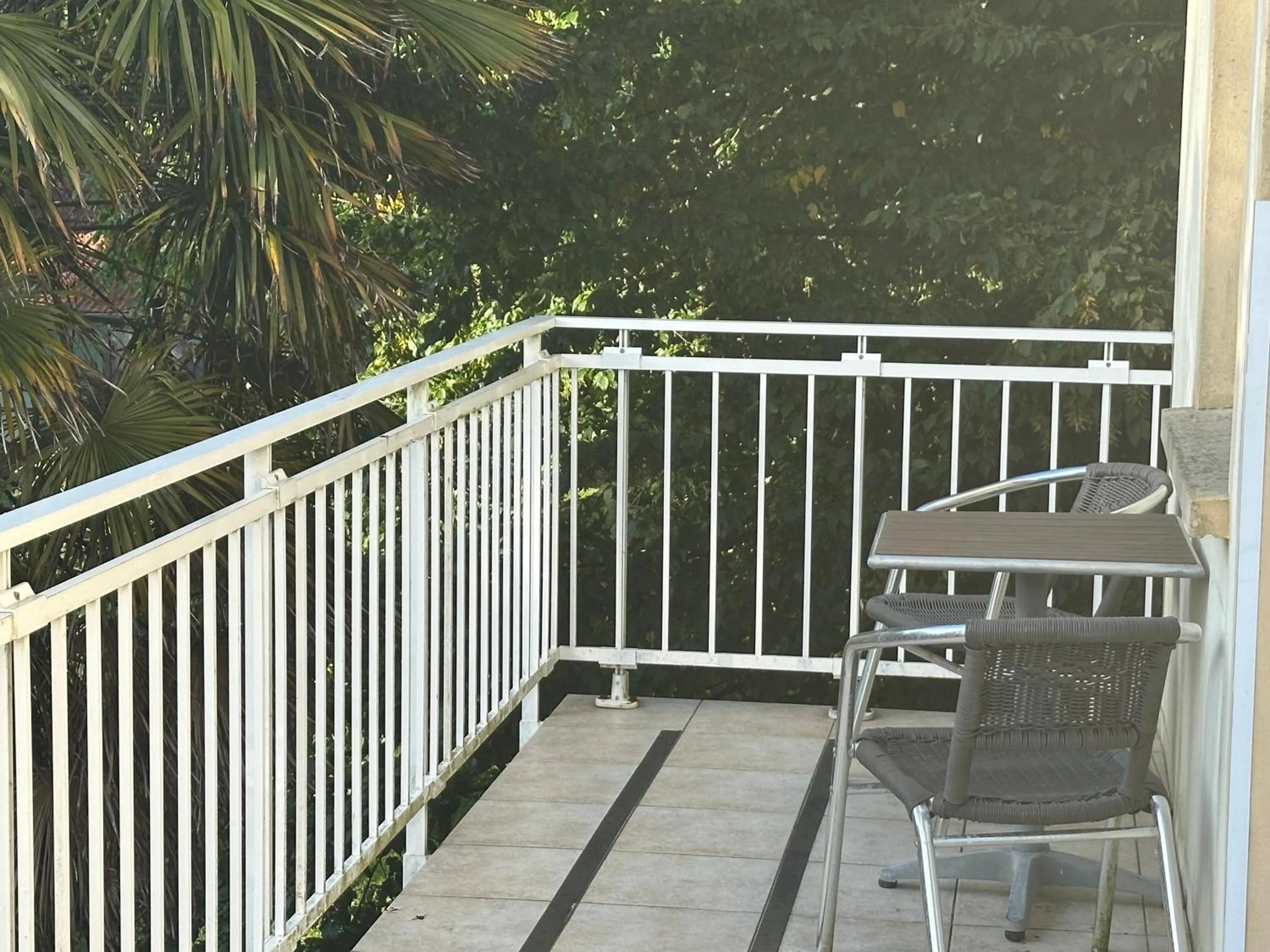 Logis Hôtel La Demeure du Perron