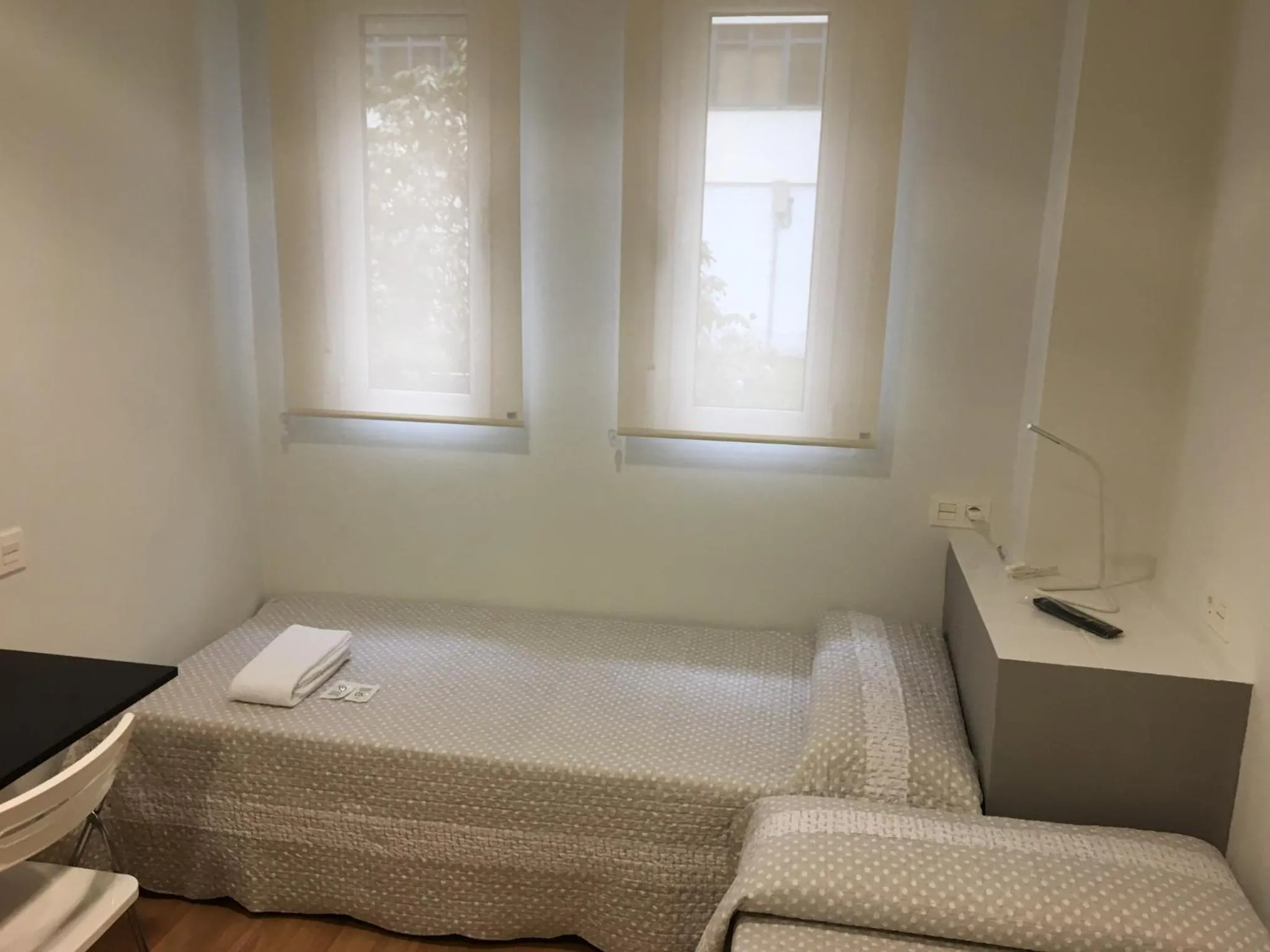 Bed in Pensión-Albergue Puente Ribeira