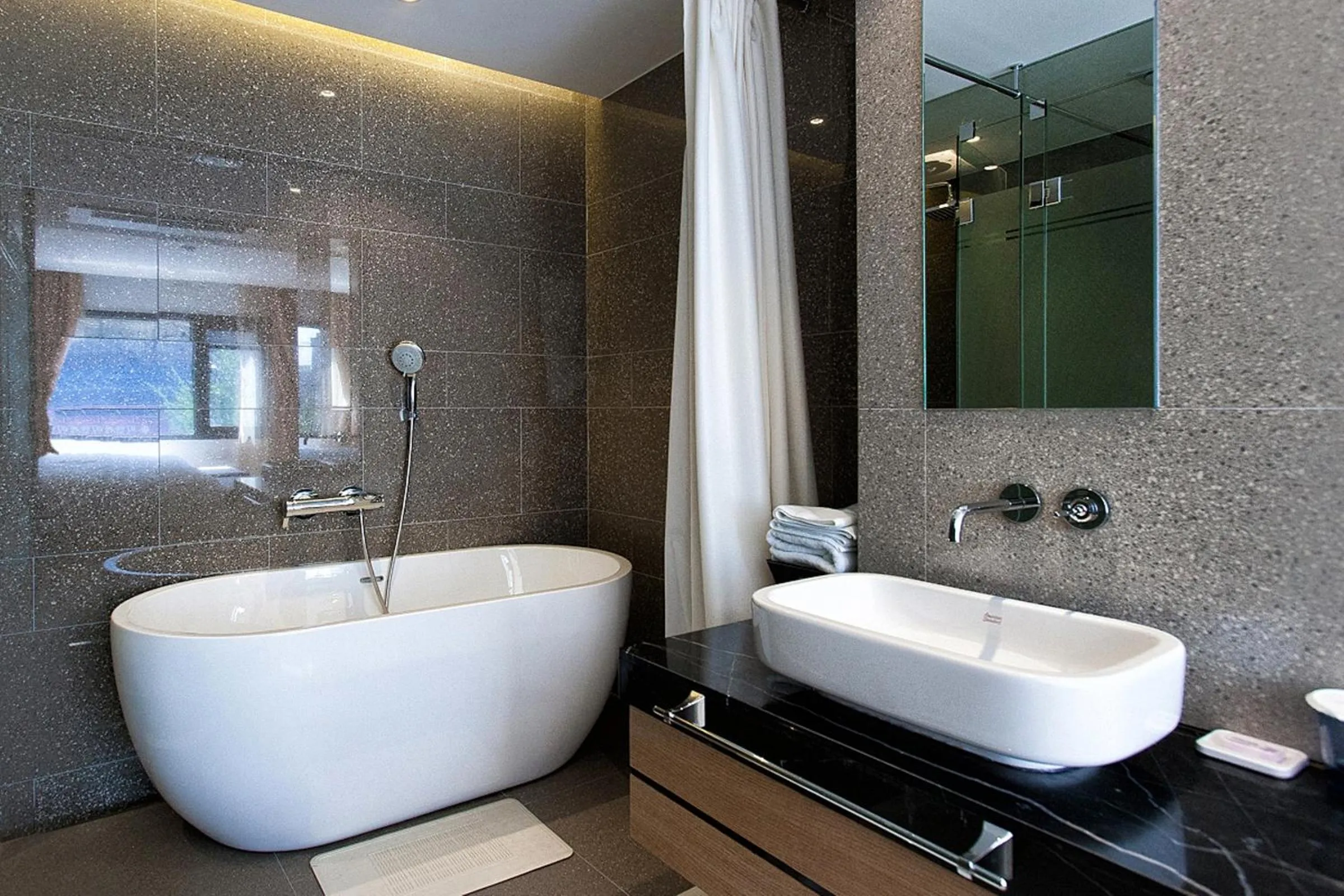 Bathroom in Golden Hotel Incheon