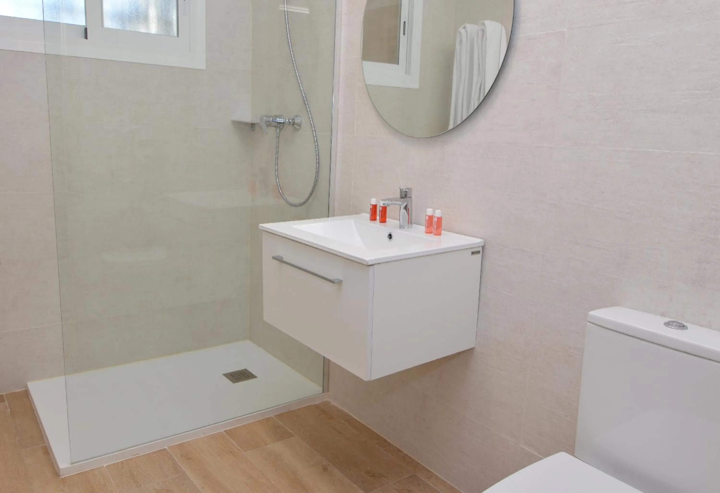 Bathroom in Apartamentos Odysea By Apartamentos Valentia