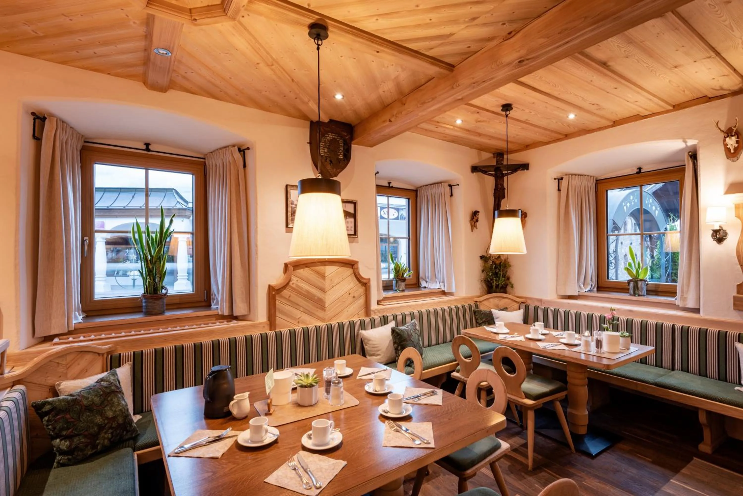 Seating area in Alpen Glück Hotel Unterm Rain garni