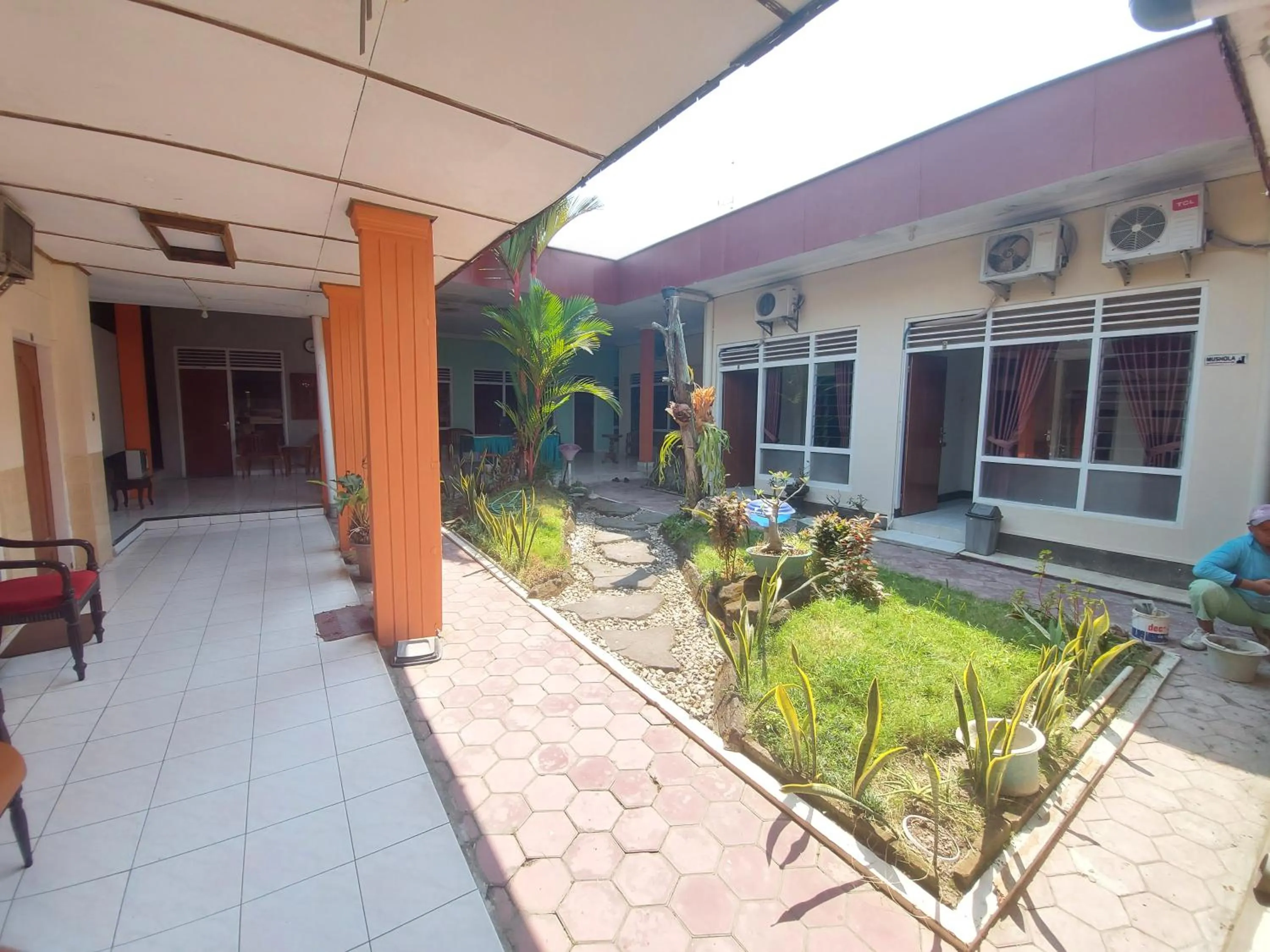 Garden in Hotel Sri Timur