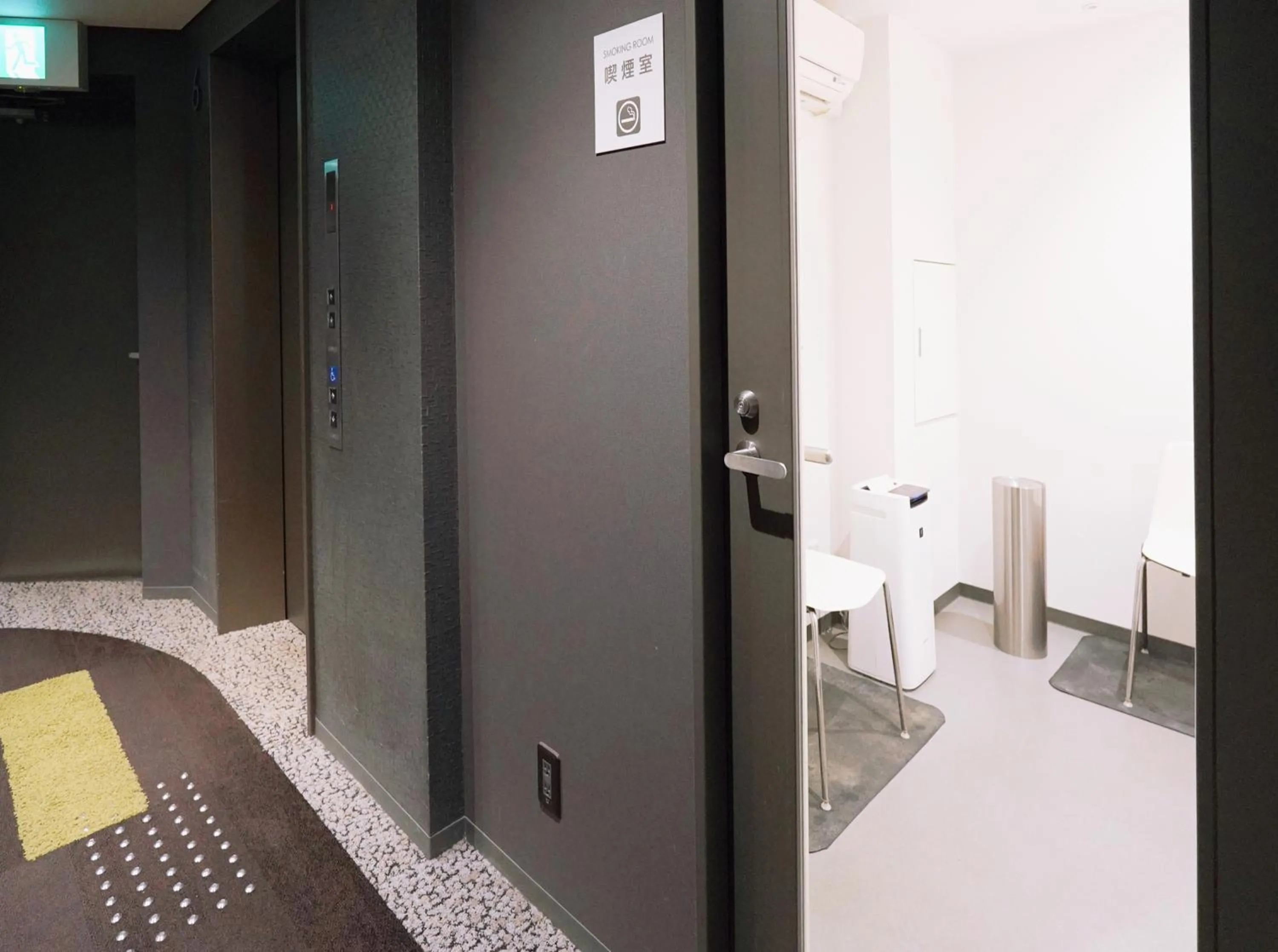 elevator in Park Central Sakura Hotel