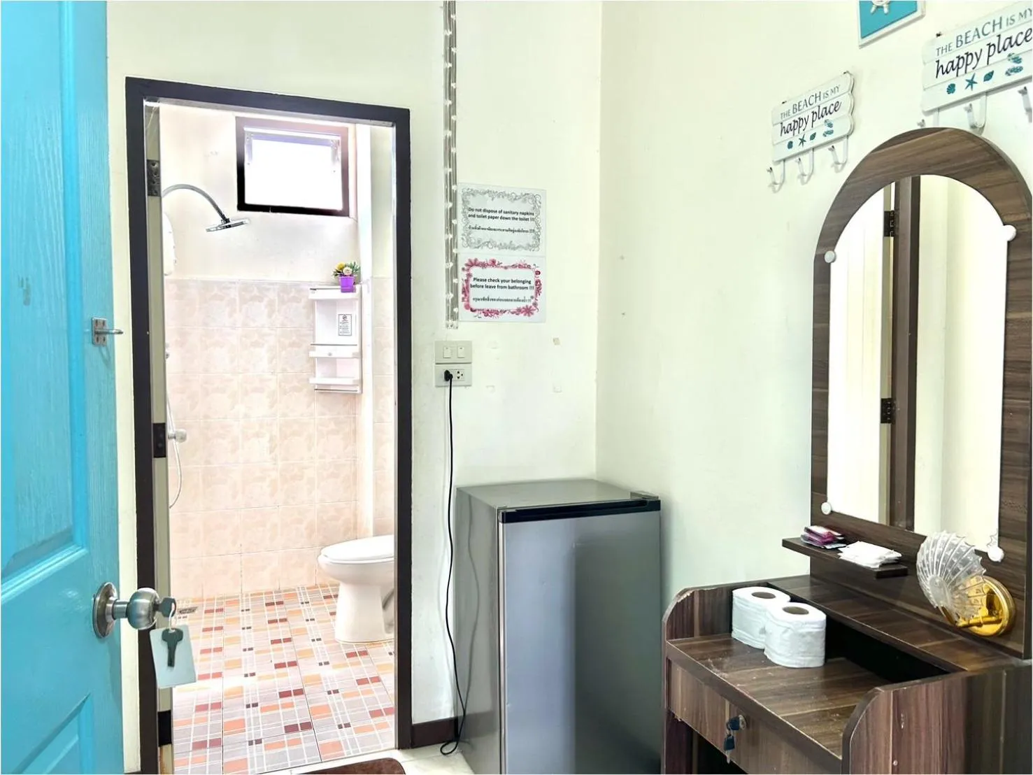 Shower in Home One Love Ayutthaya GH