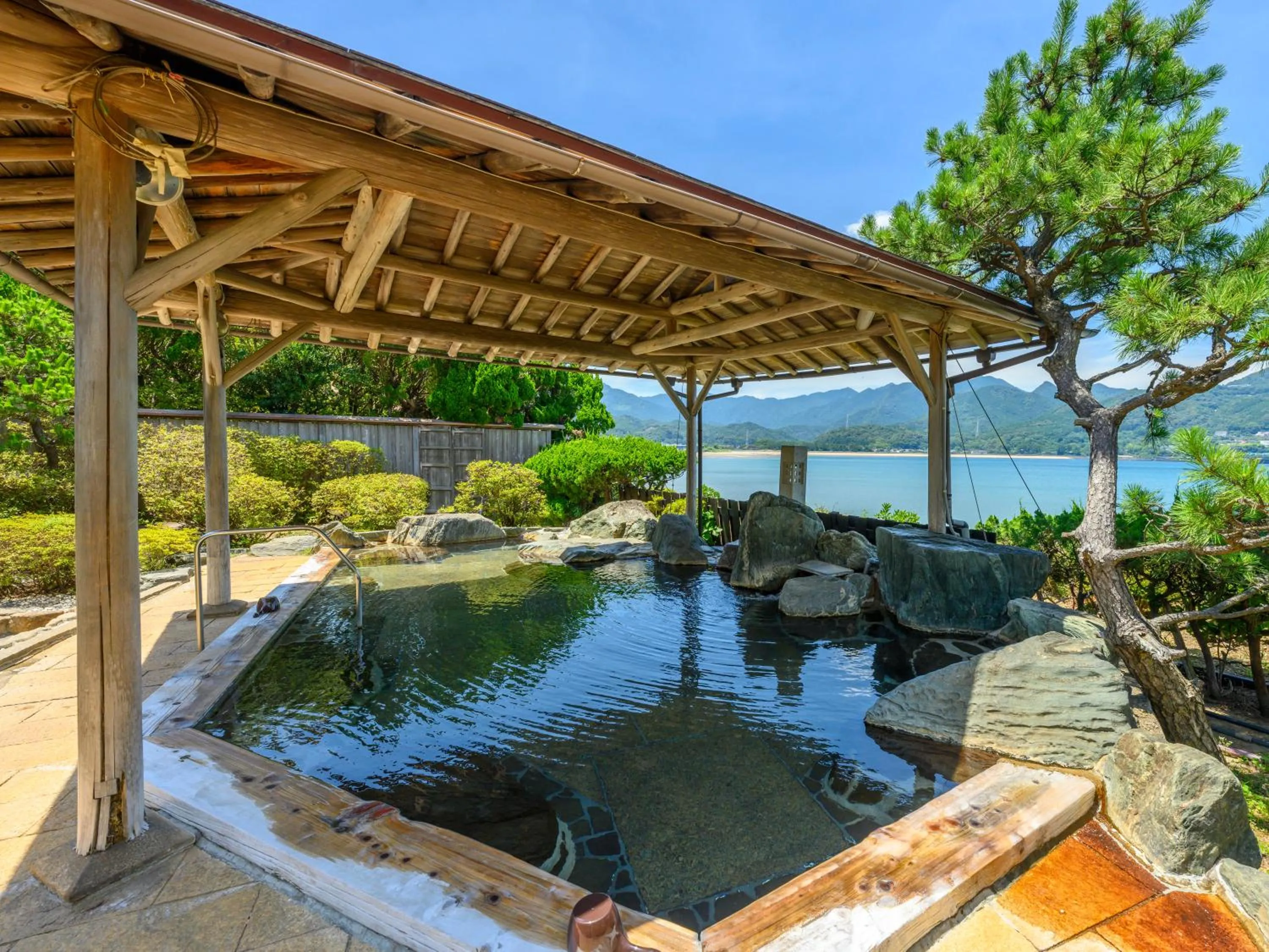 Open Air Bath in KAMENOI HOTEL Nachi Katsuura