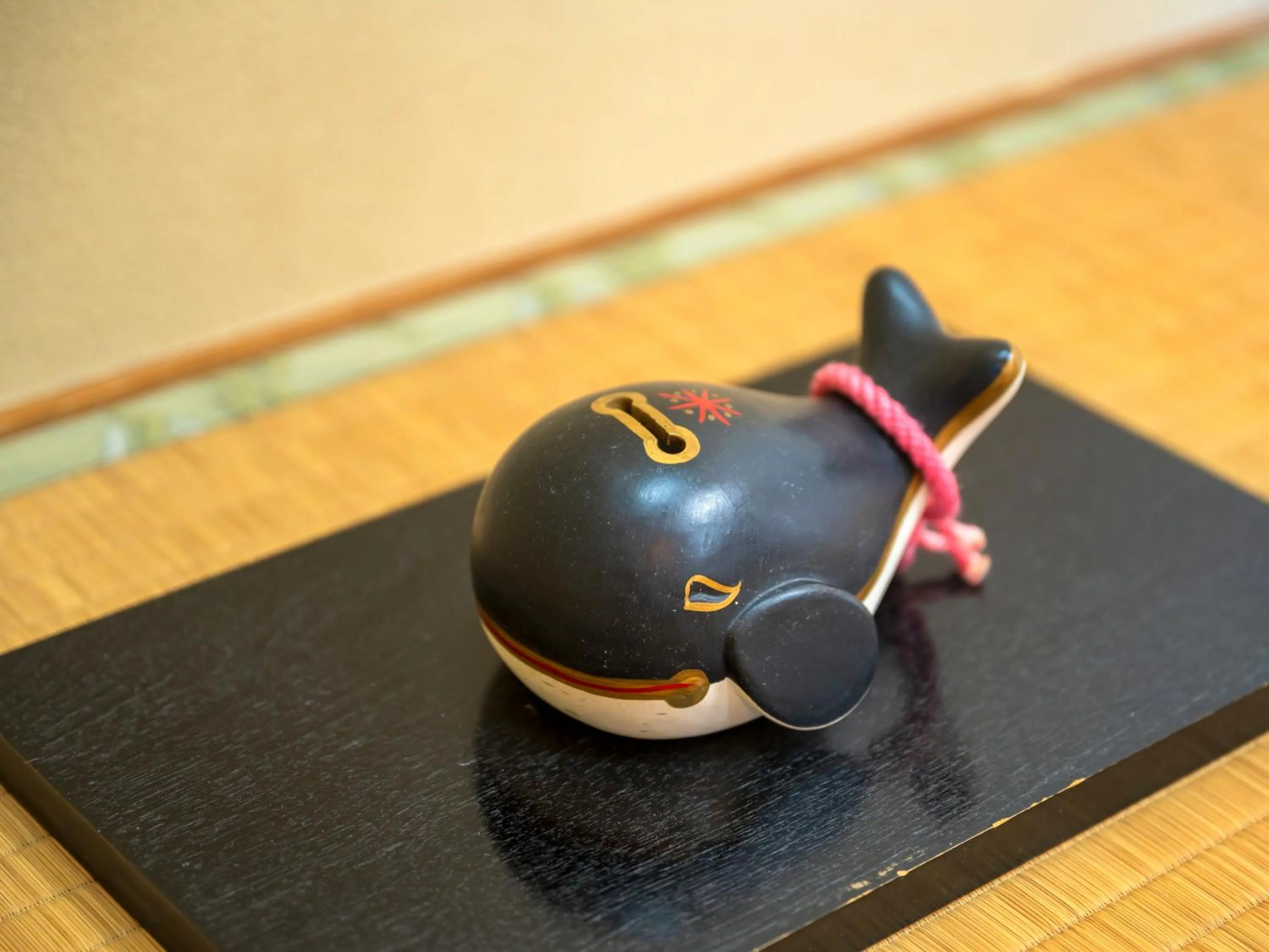 Decorative detail in KAMENOI HOTEL Nachi Katsuura