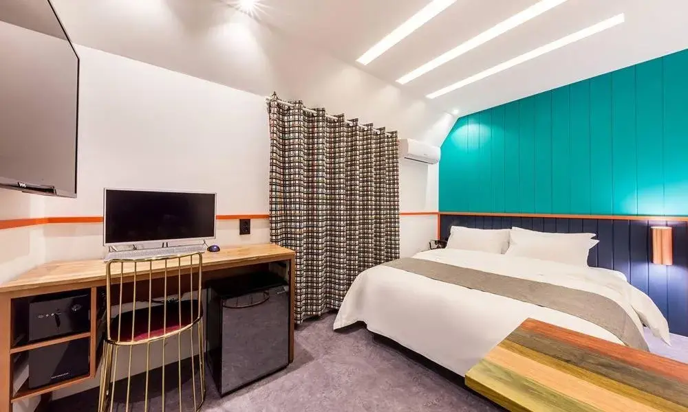 Economy Double Room in Guri Hotel In cafe Economy Double Room in Guri Hotel In cafe