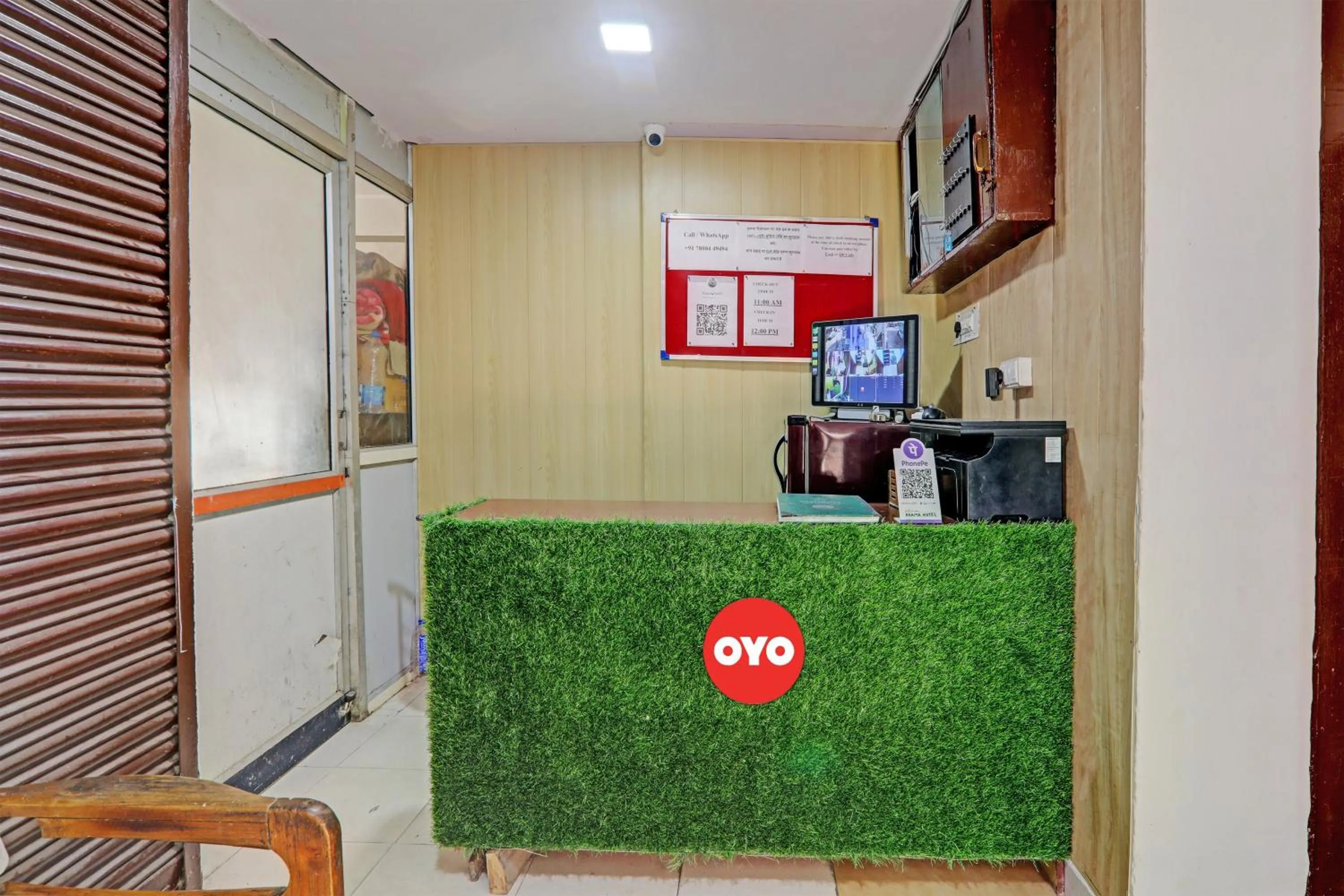 Lobby or reception in Hotel O Raama