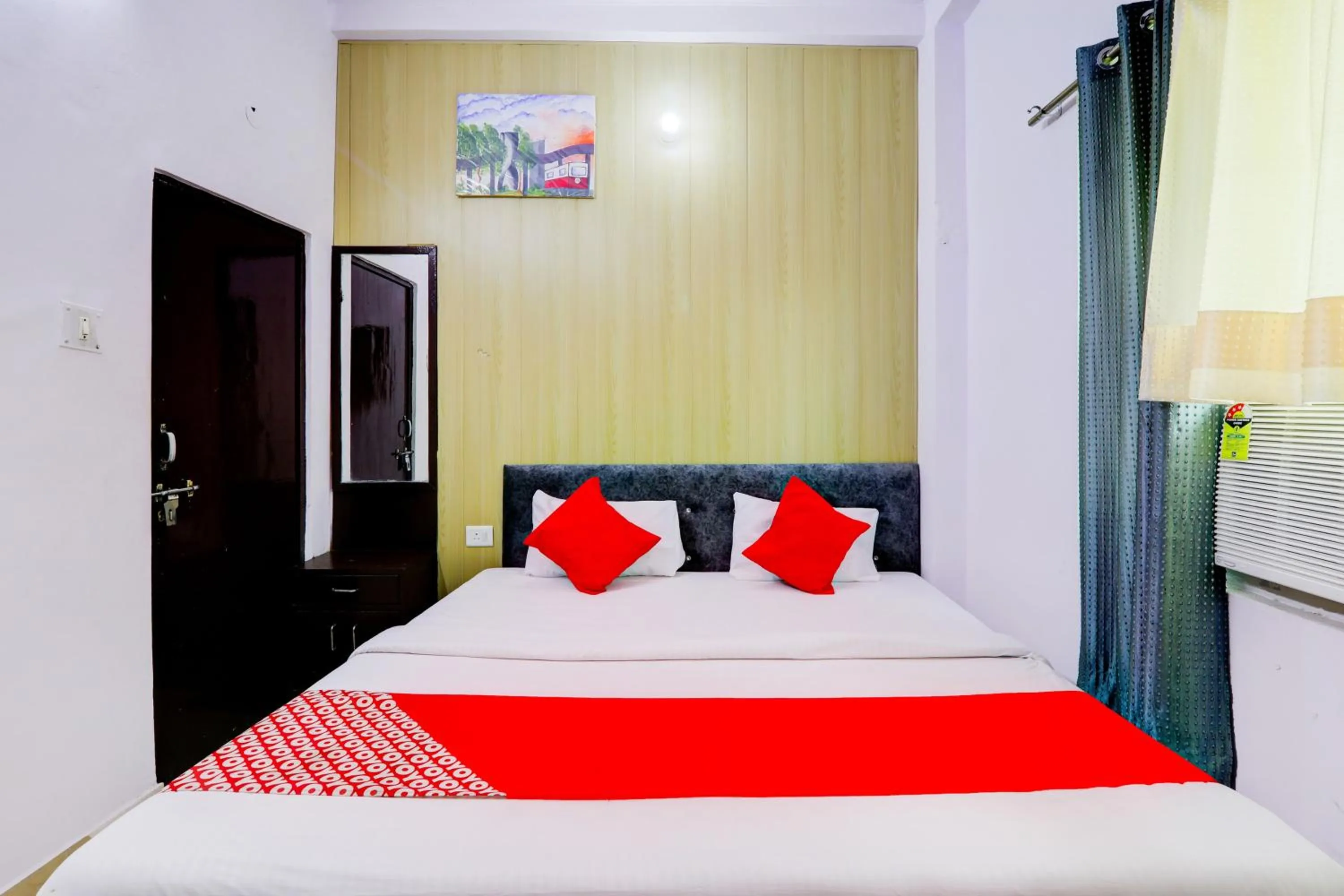 Bedroom, Bed in Hotel O Raama