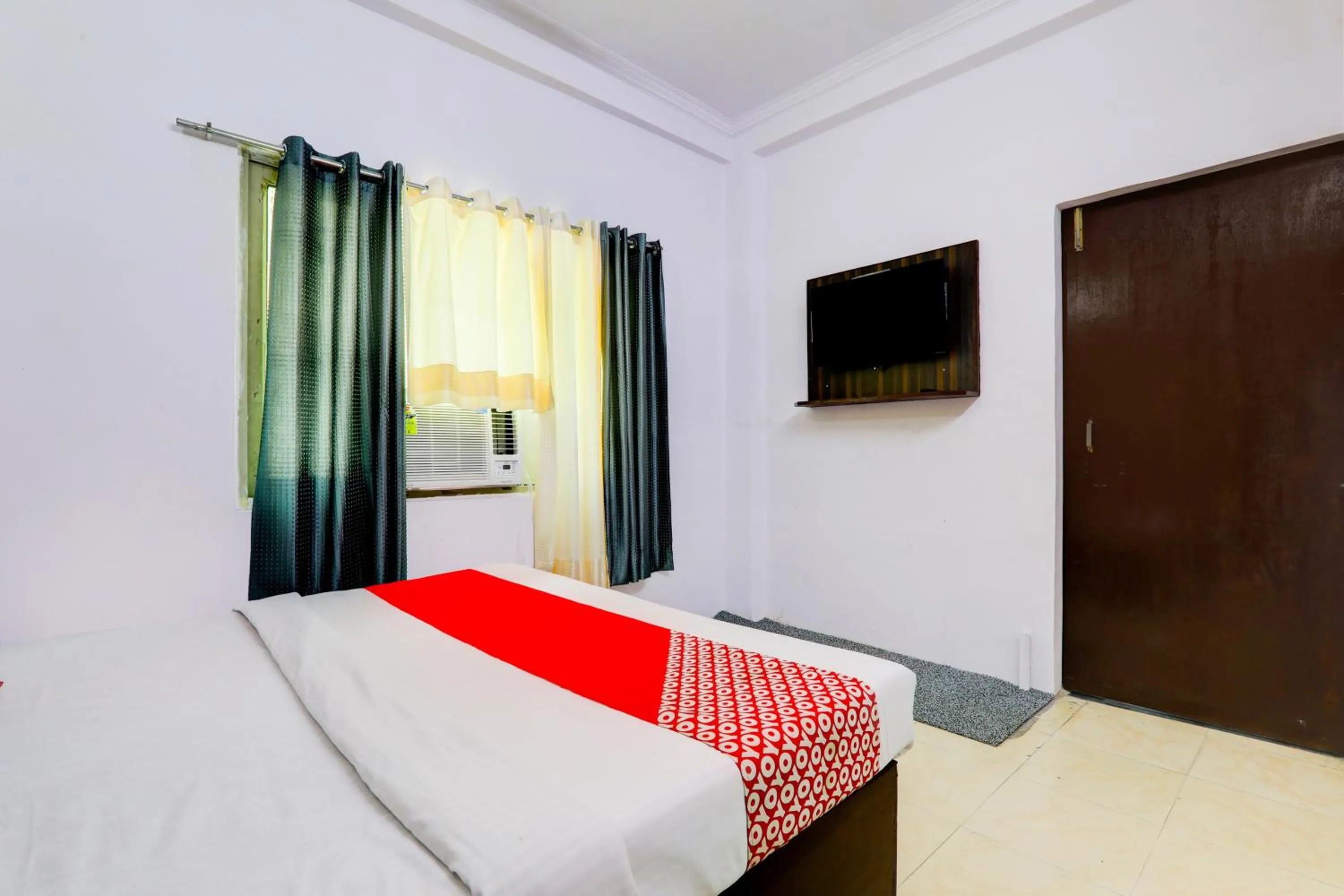 Bedroom, Bed in Hotel O Raama