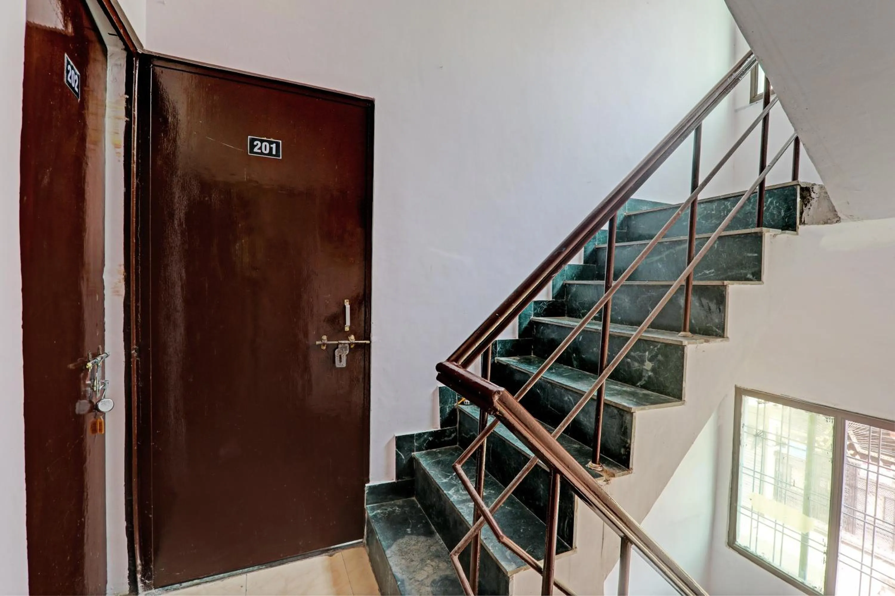 Lobby or reception in Hotel O Raama