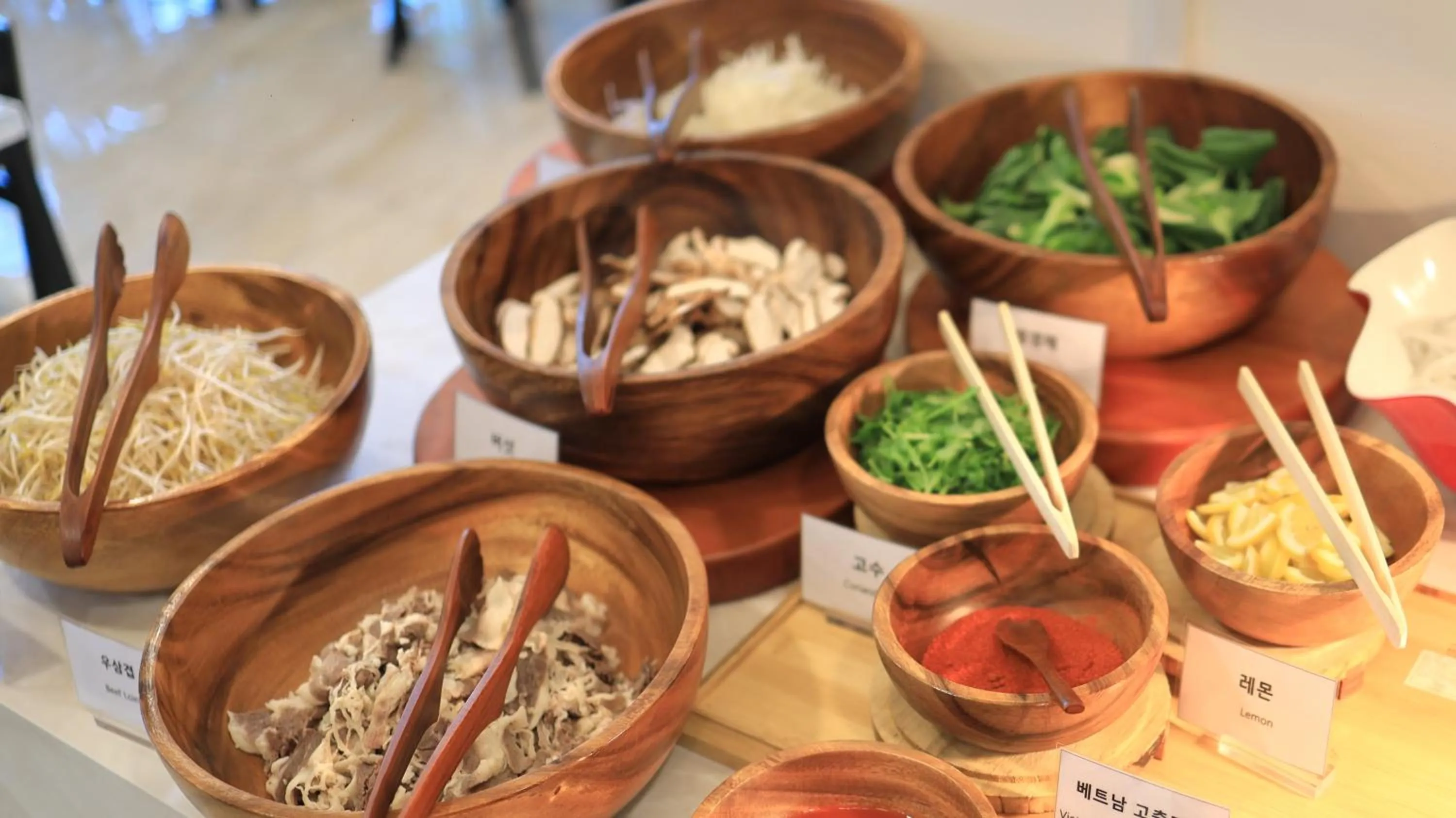 Restaurant/places to eat in The Hotel Soo