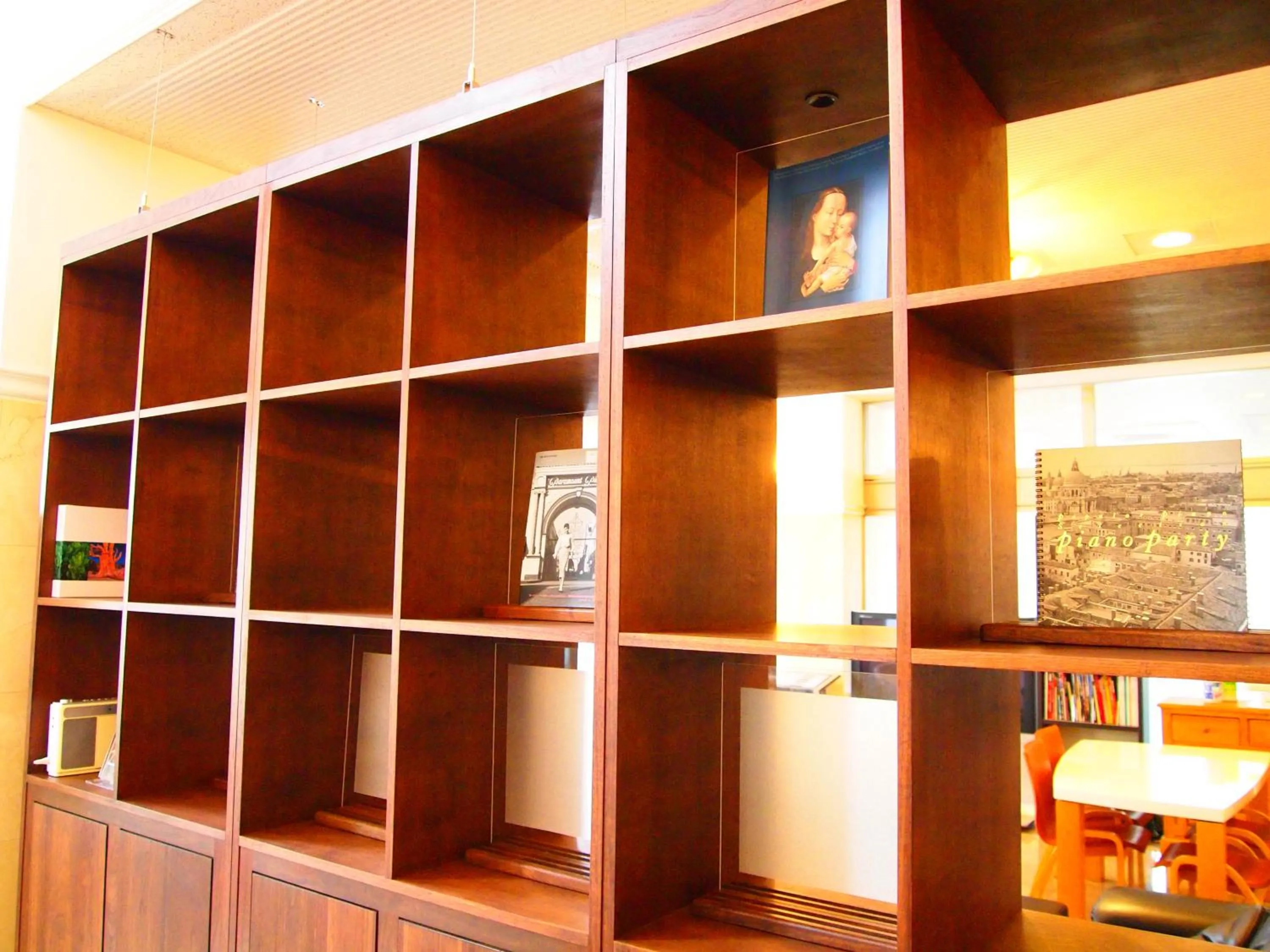 Decorative detail in Hotel Sunrise21