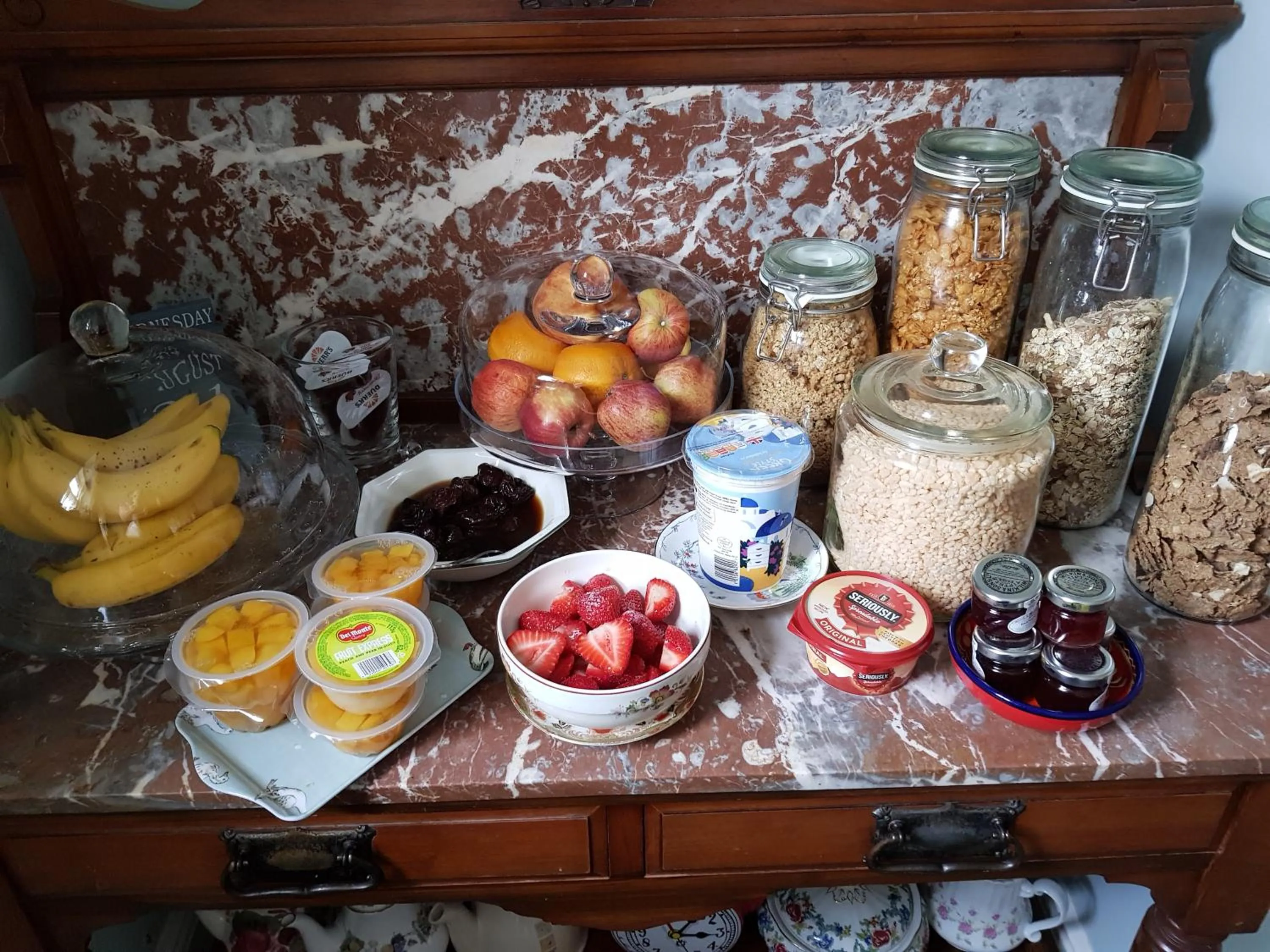 Breakfast in Low Gingerfield Farm B&B