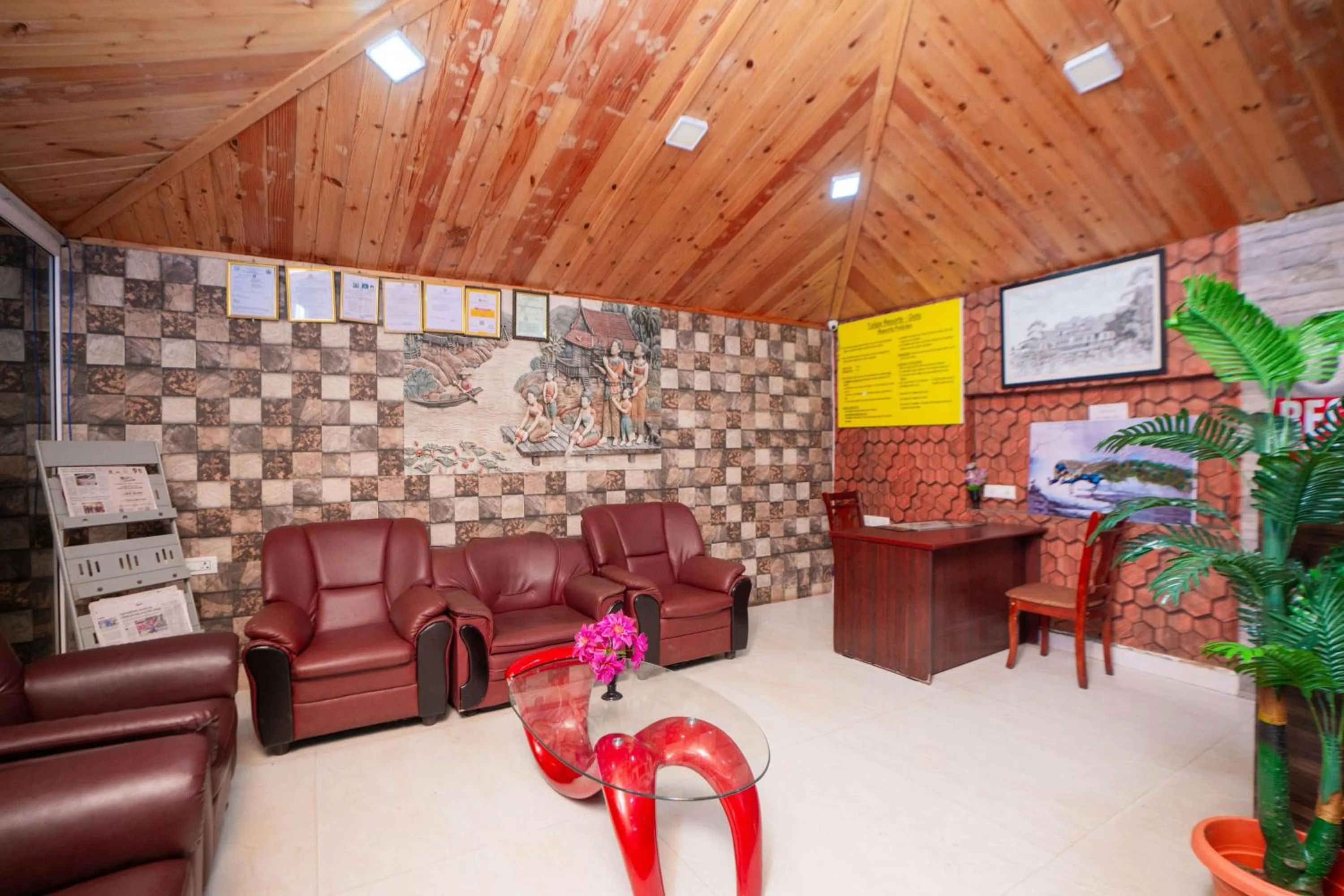 Lobby or reception in Tulips Resorts - Elkhill