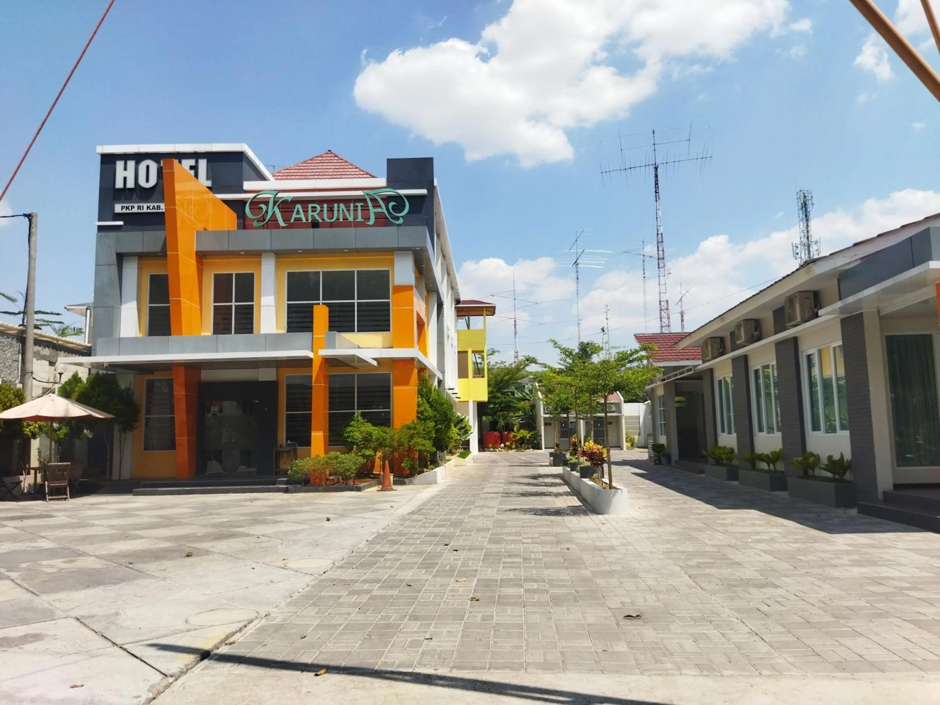 Property building in Hotel Karunia PKPRI