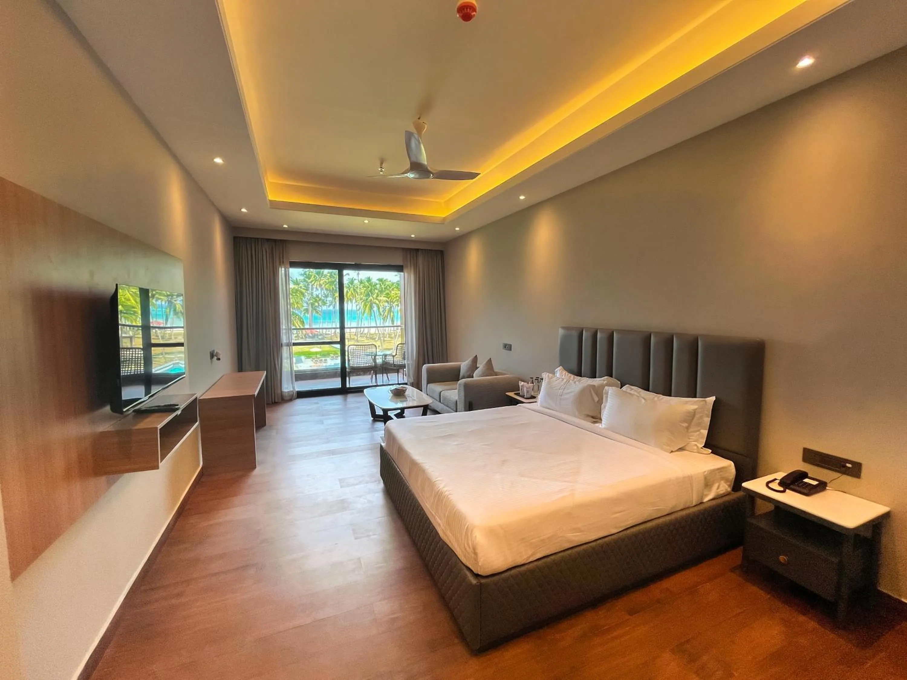 Bed in Silver Sand Sea Princess Beach Resort