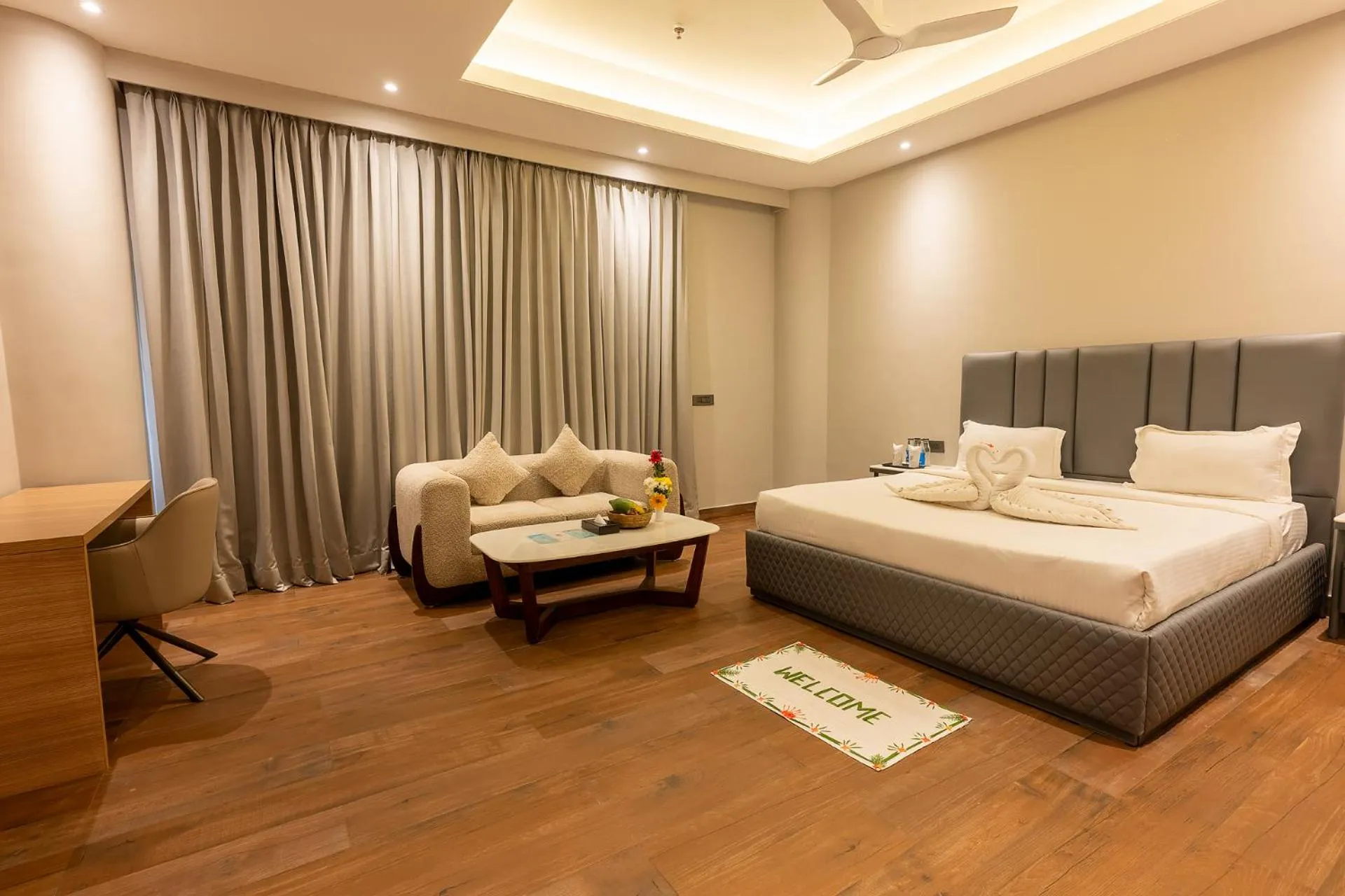 Bed in Silver Sand Sea Princess Beach Resort