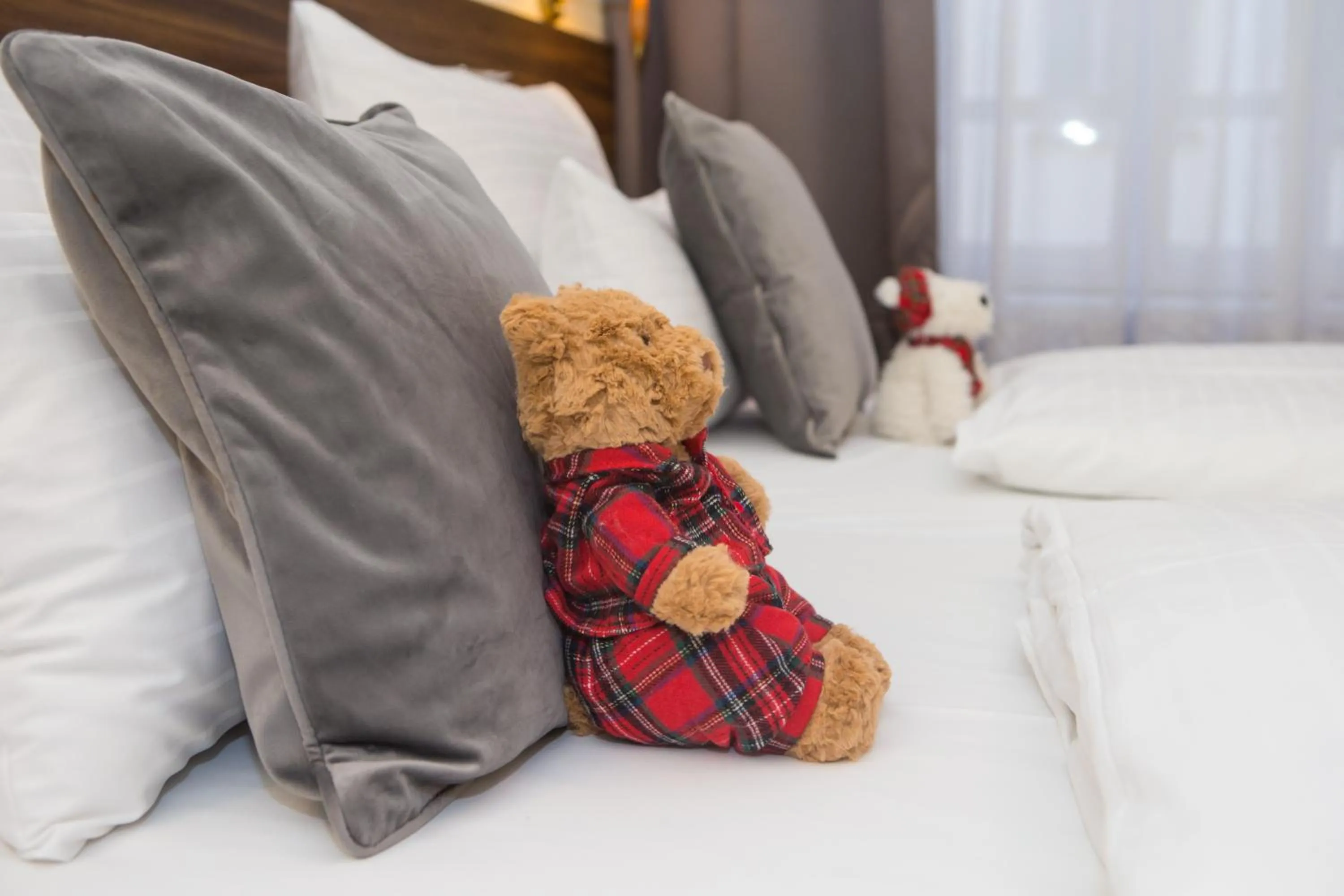 Photo of the whole room, Bed in City Pension Stephansplatz I Self Check In