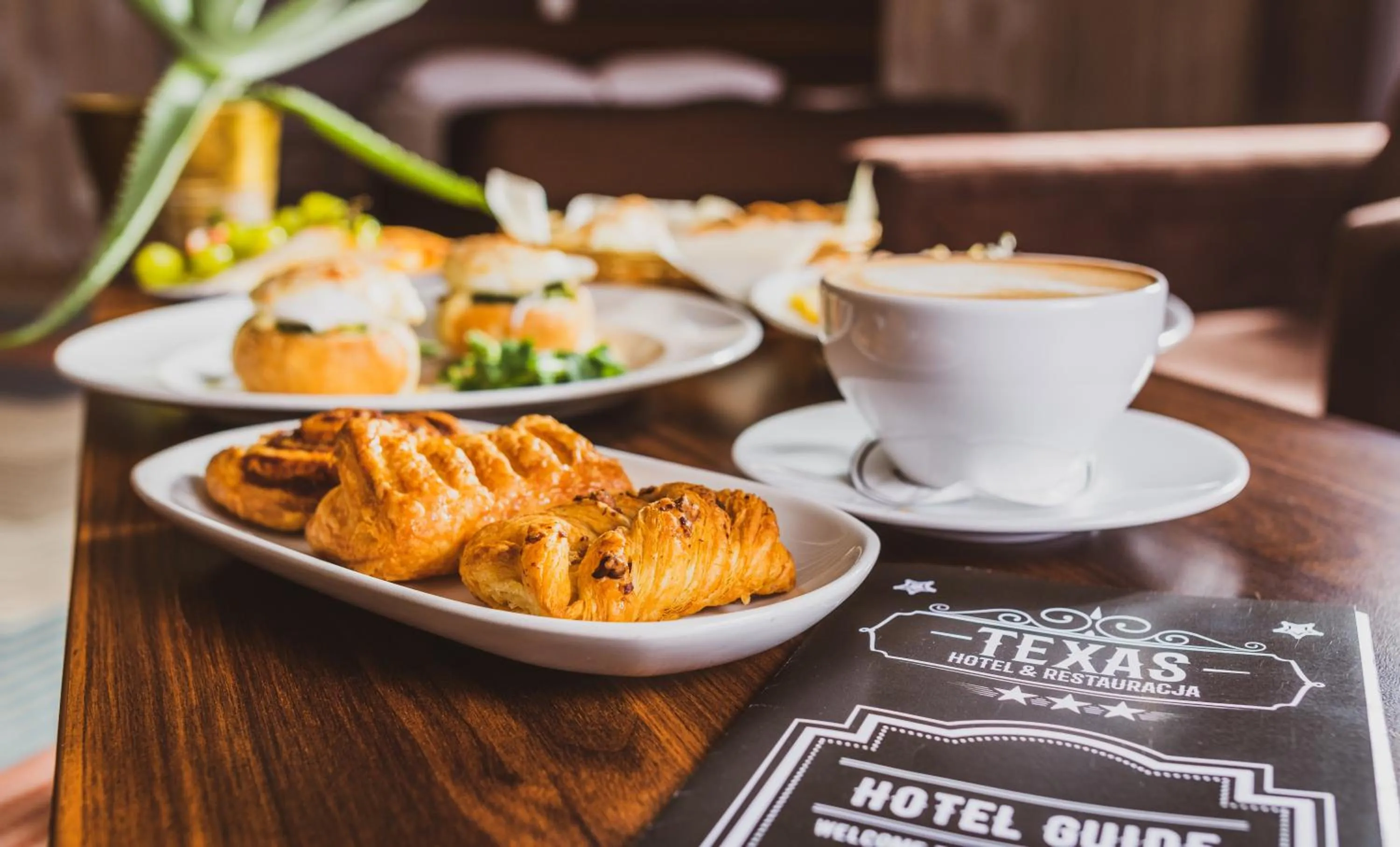 Food and drinks in Hotel Texas***