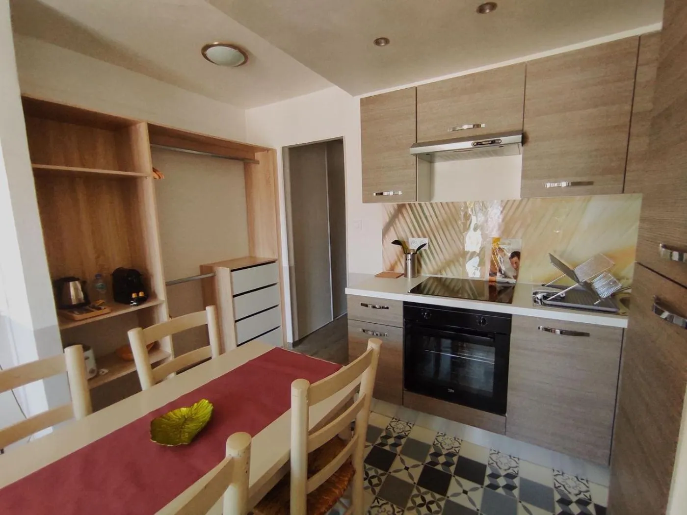 Kitchen or kitchenette in Logis Le Nid du Pont de Gau