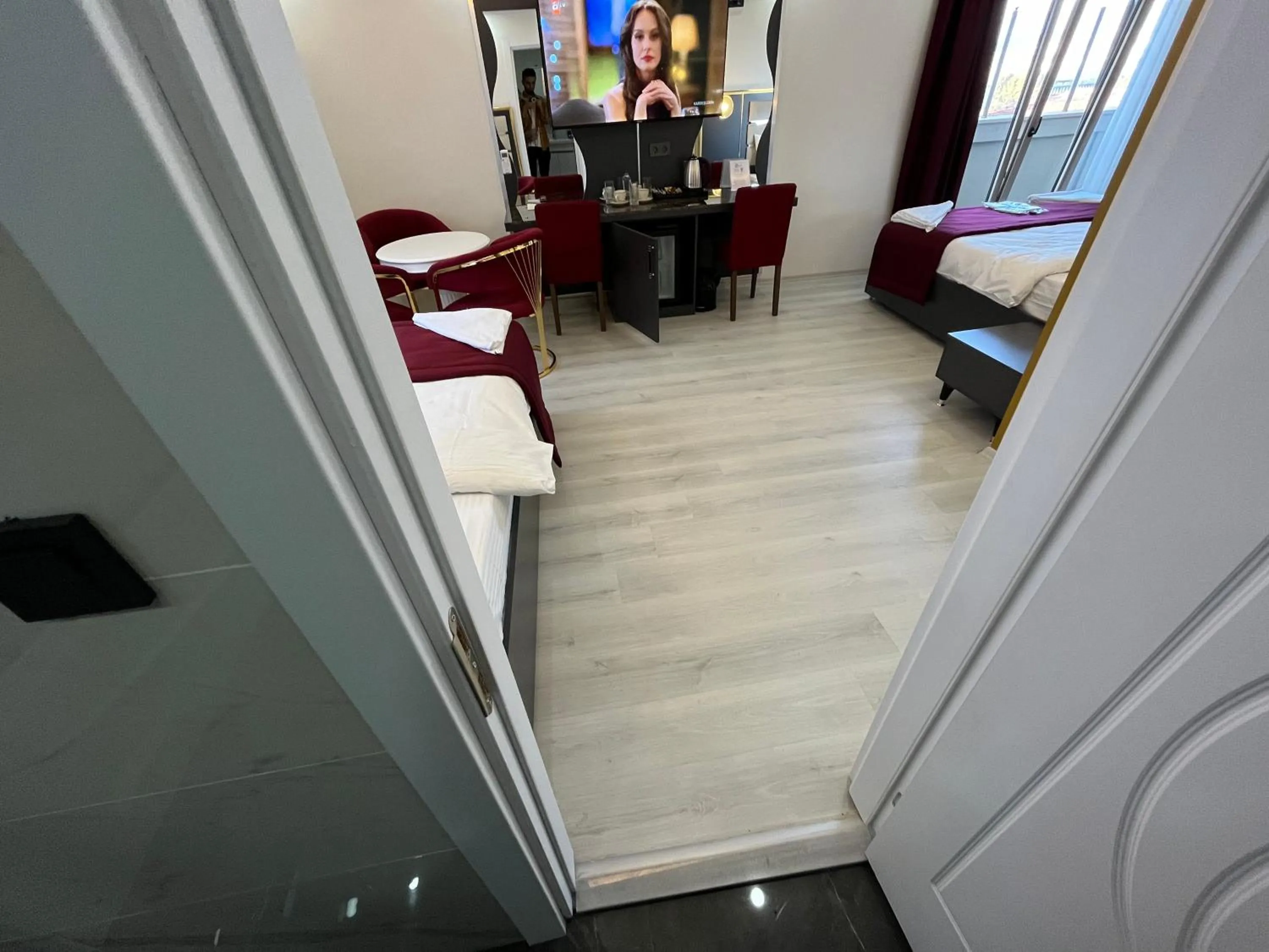 TV and multimedia in Lale Sultan Hotel