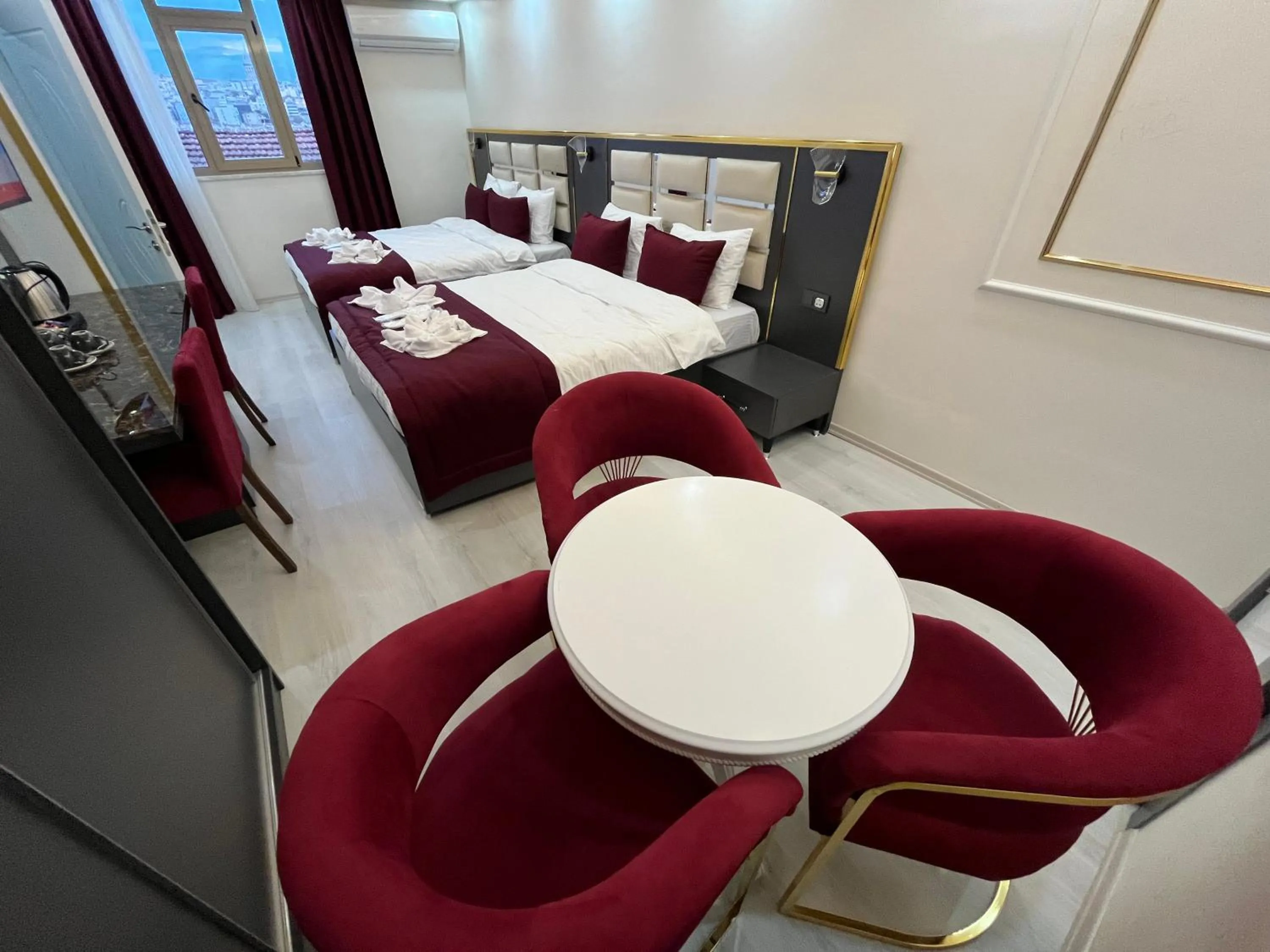 Bed in Lale Sultan Hotel