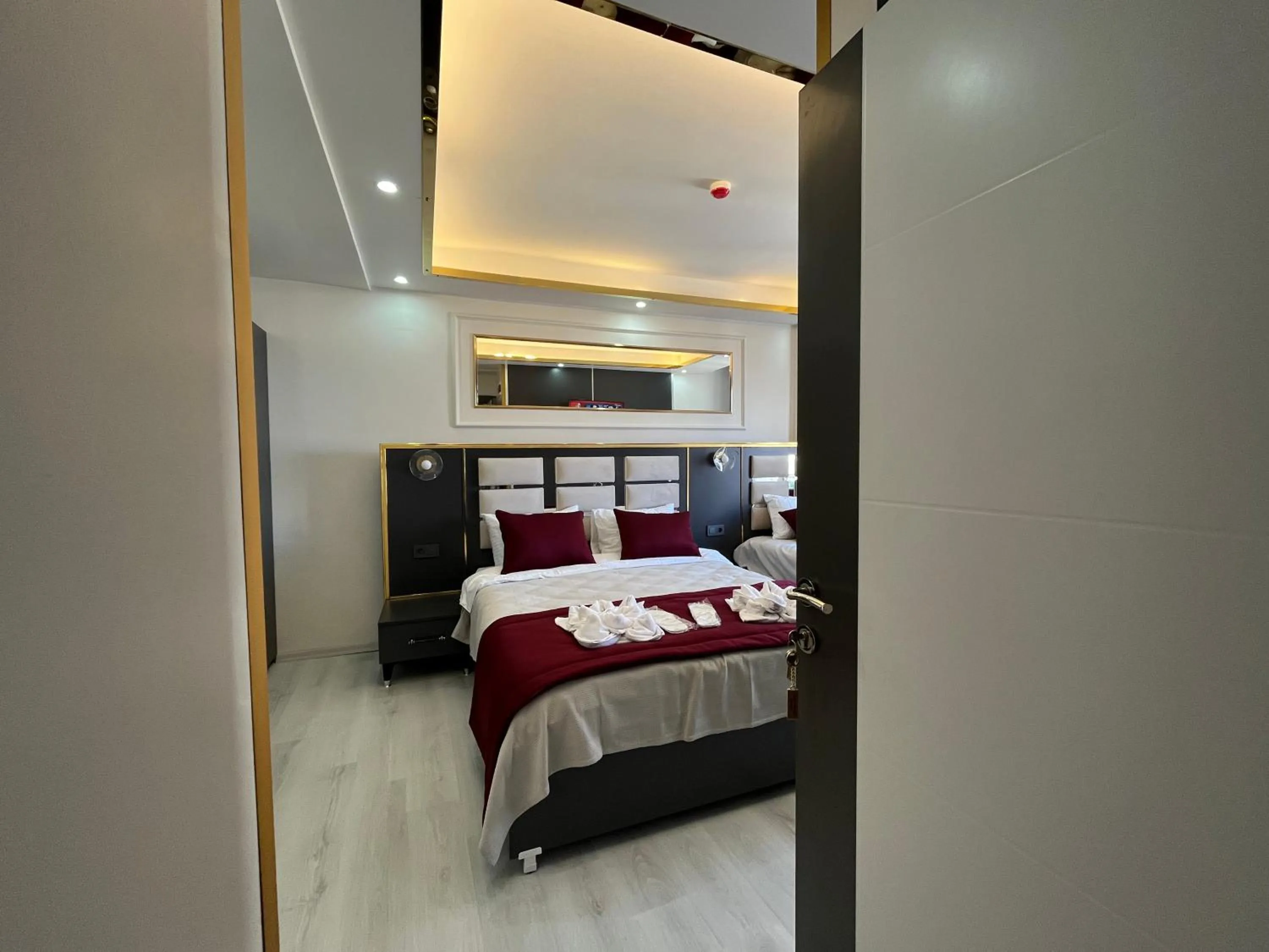 Bed in Lale Sultan Hotel