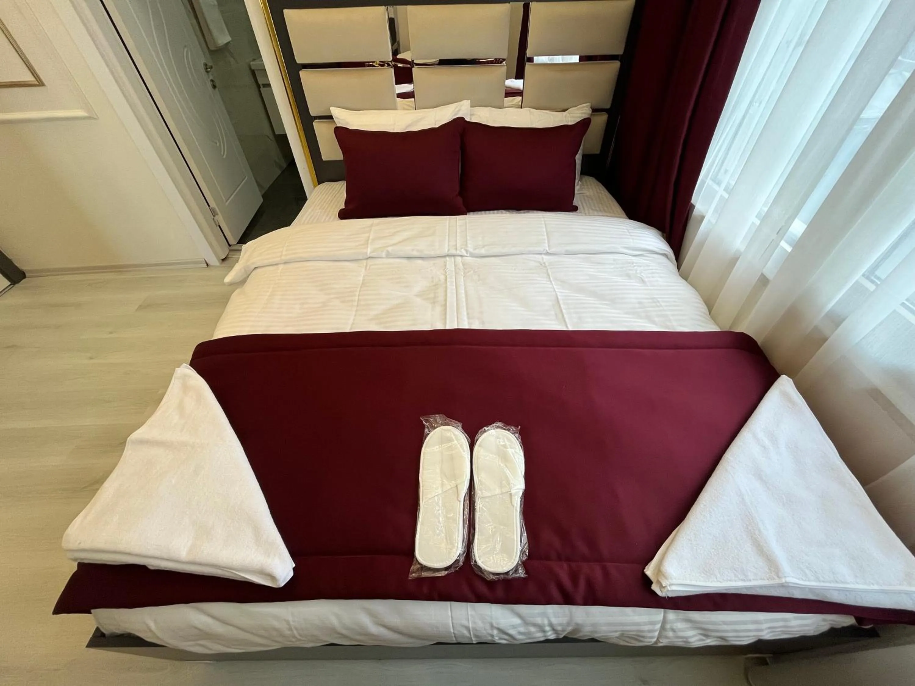 Bed in Lale Sultan Hotel