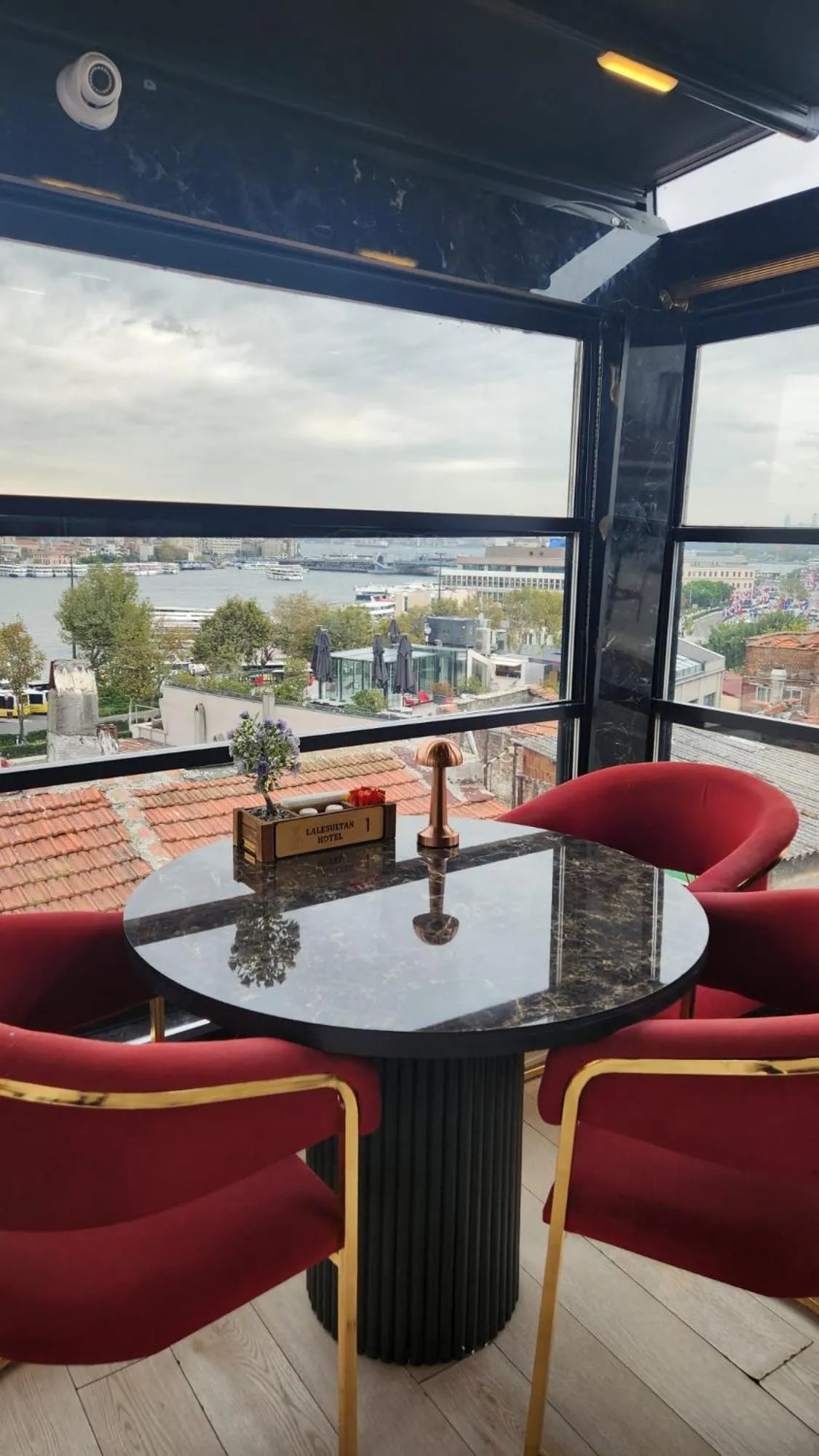 Restaurant/places to eat in Lale Sultan Hotel